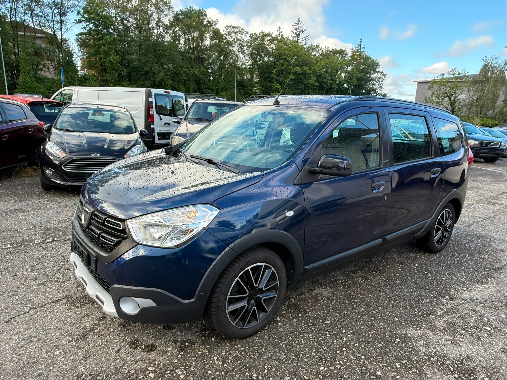 DACIA Lodgy 1.2 Turbo Stepway Unlimited 2 7PL-image-3