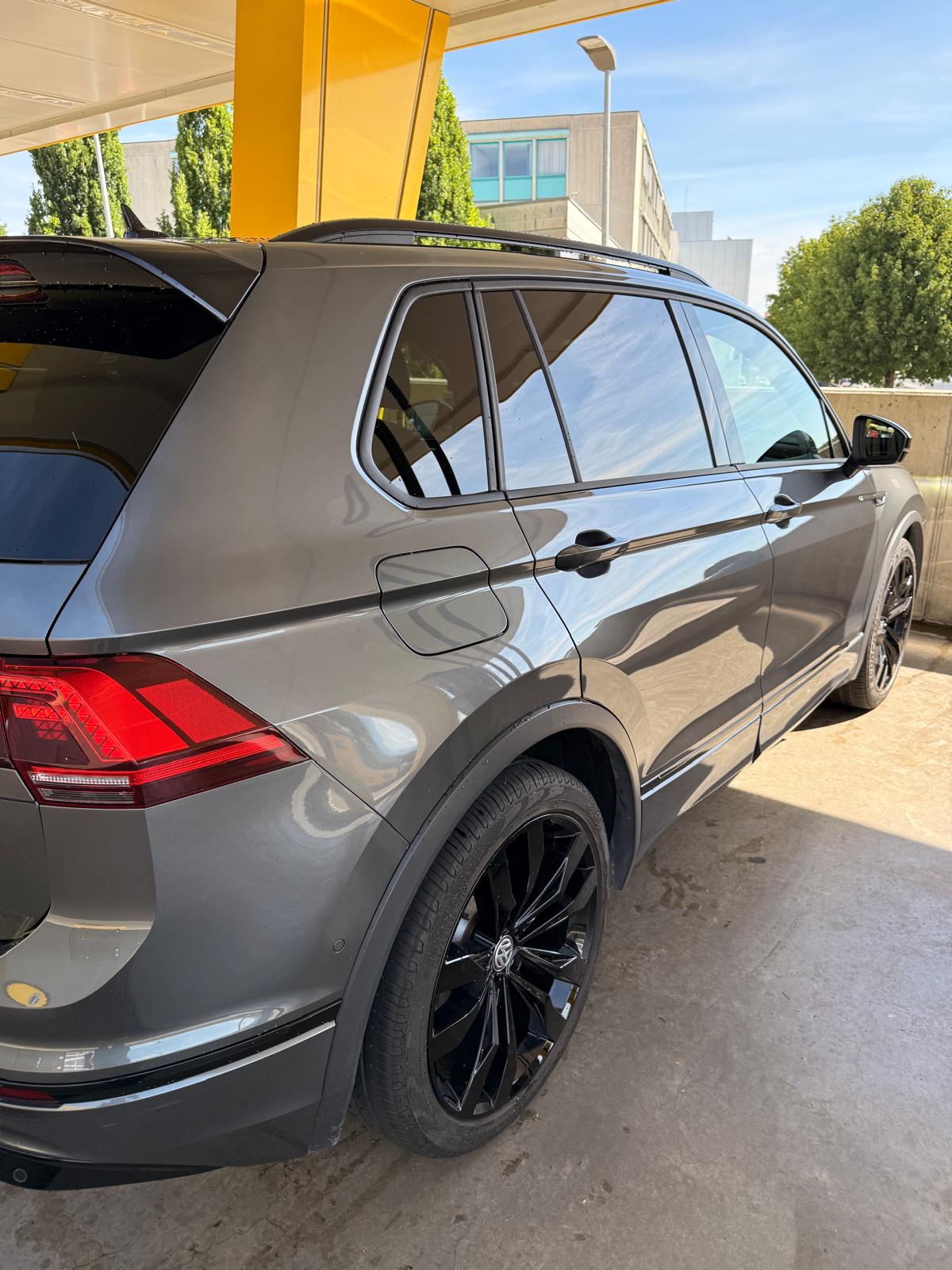 VW 2.0 TSI R-Line DSG-image-1