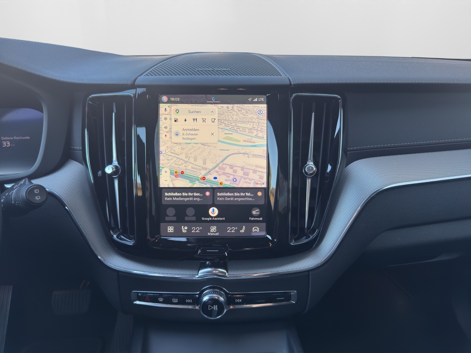 VOLVO XC60 2.0 T8 TE XCENTRIC Black Edition eAWD-image-8