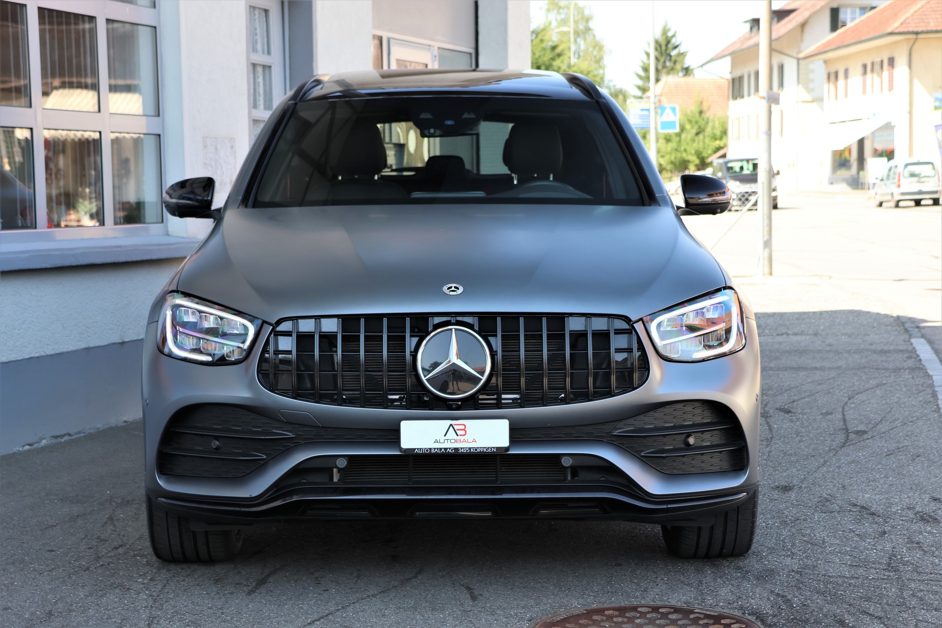 MERCEDES-BENZ GLC 400 d 4Matic AMG Line Plus 9G-Tronic (CH) *Magno Grey*-showroom-element-1