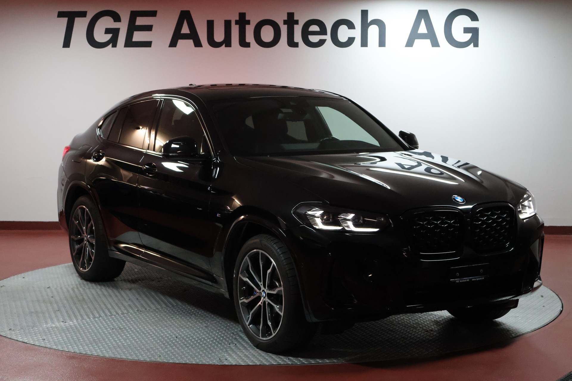 BMW X4 xDrive 48V 30i M Sport Edition Steptronic-image-2