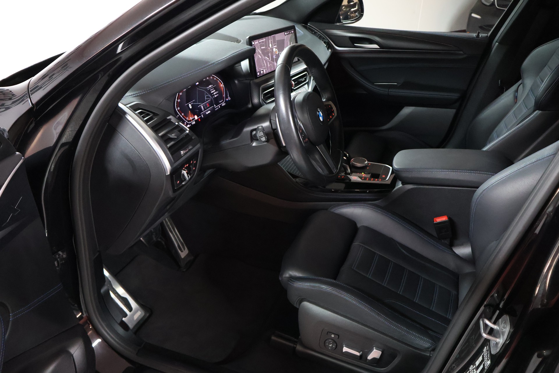 BMW X4 xDrive 48V 30i M Sport Edition Steptronic-image-7