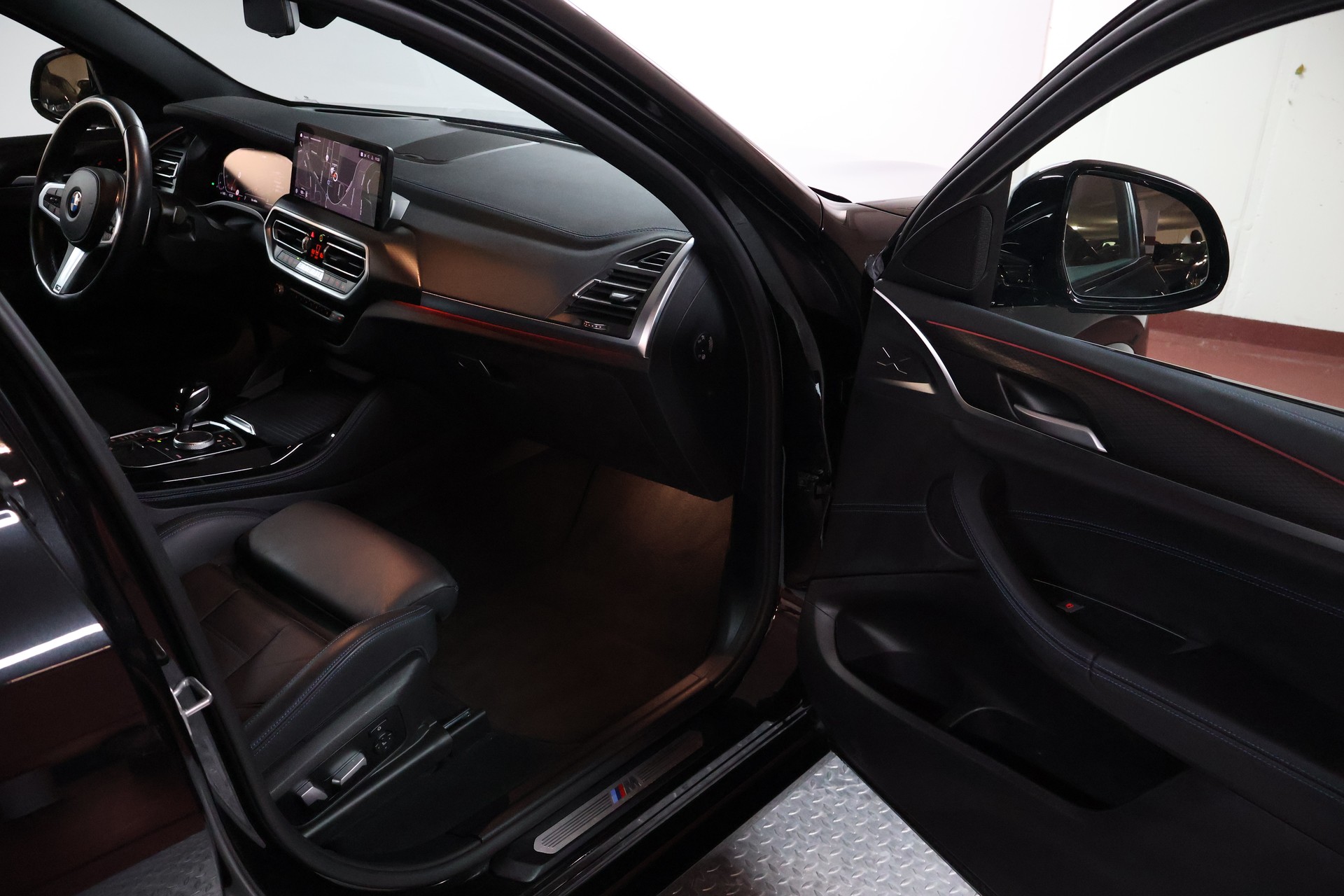 BMW X4 xDrive 48V 30i M Sport Edition Steptronic-image-10