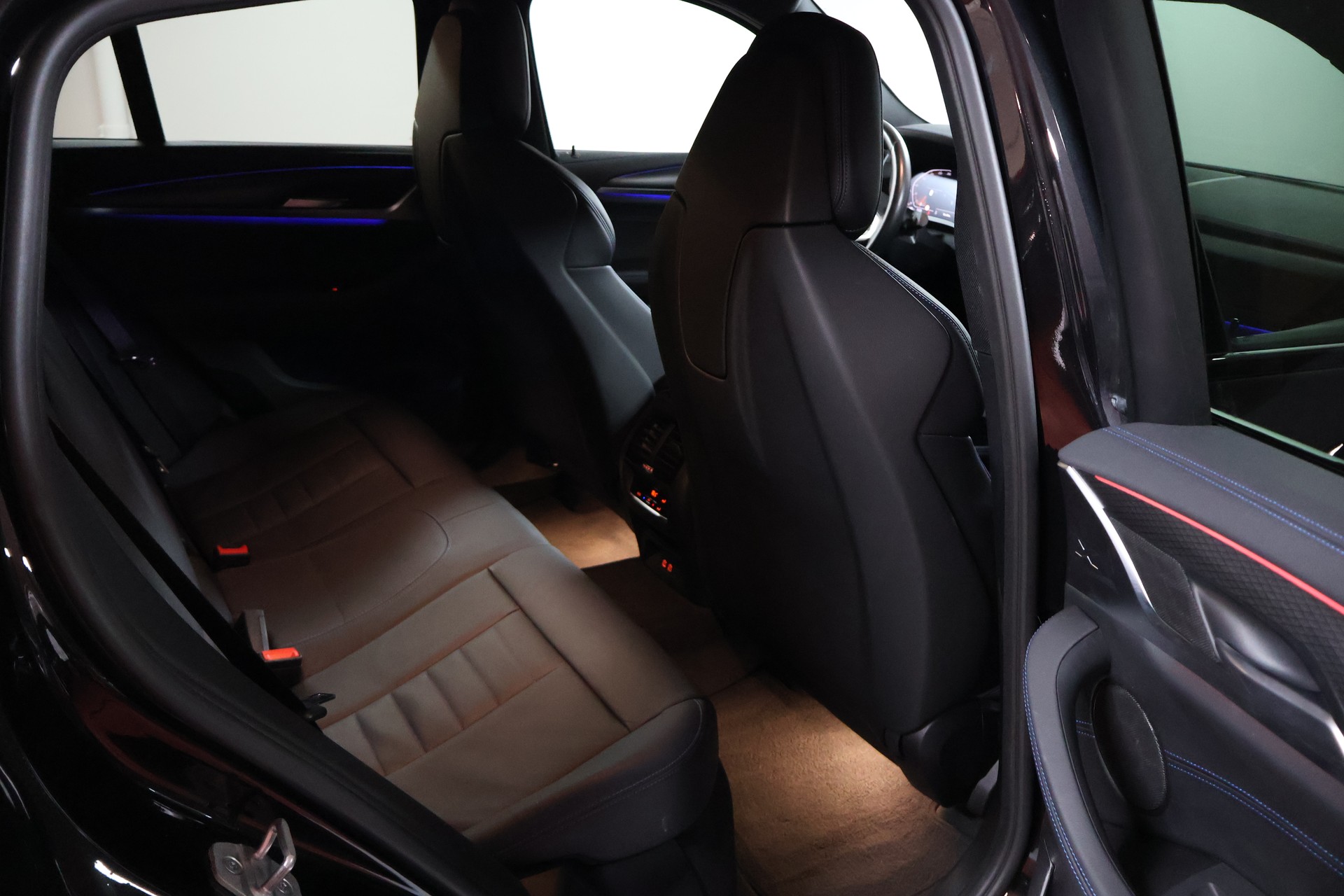 BMW X4 xDrive 48V 30i M Sport Edition Steptronic-image-16
