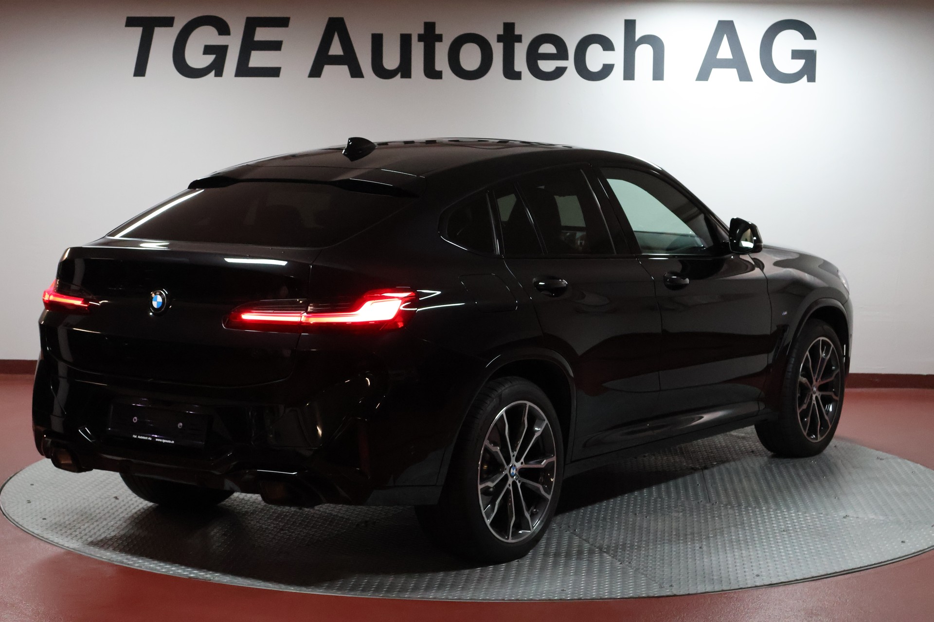 BMW X4 xDrive 48V 30i M Sport Edition Steptronic-image-20