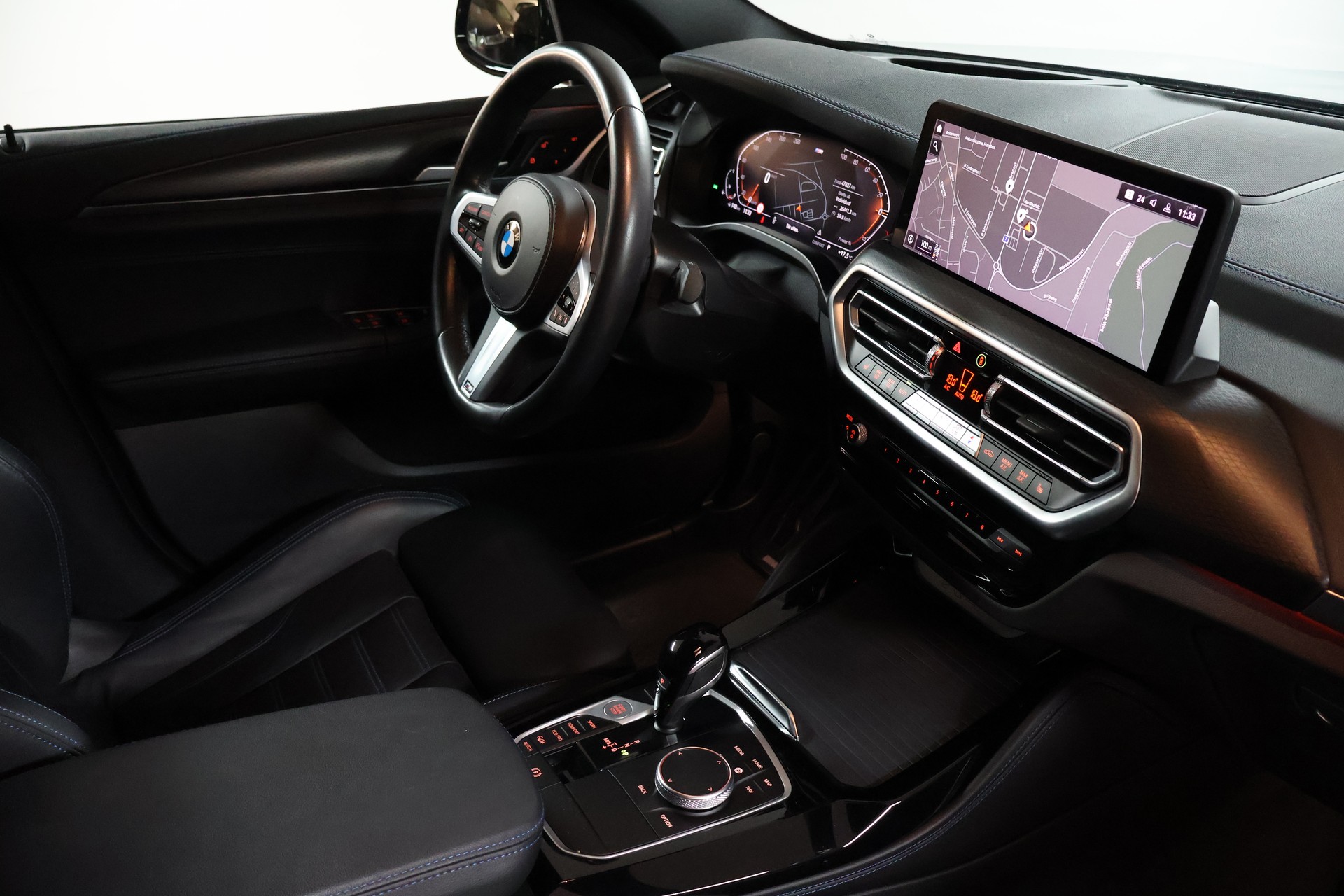 BMW X4 xDrive 48V 30i M Sport Edition Steptronic-image-14