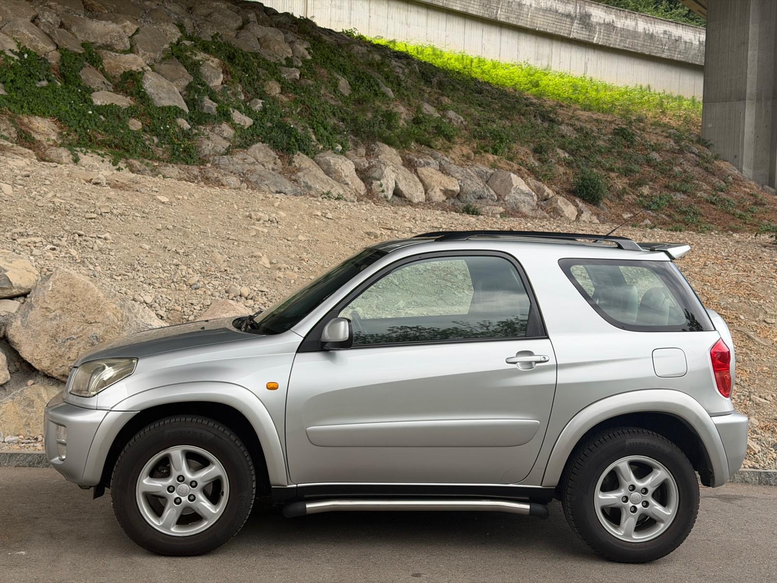 TOYOTA RAV-4 2.0 16V Linea Terra-image-2