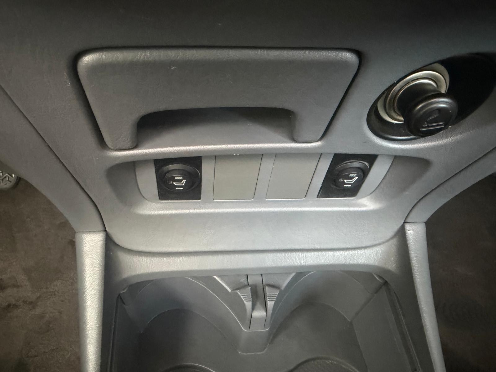 TOYOTA RAV-4 2.0 16V Linea Terra-image-12