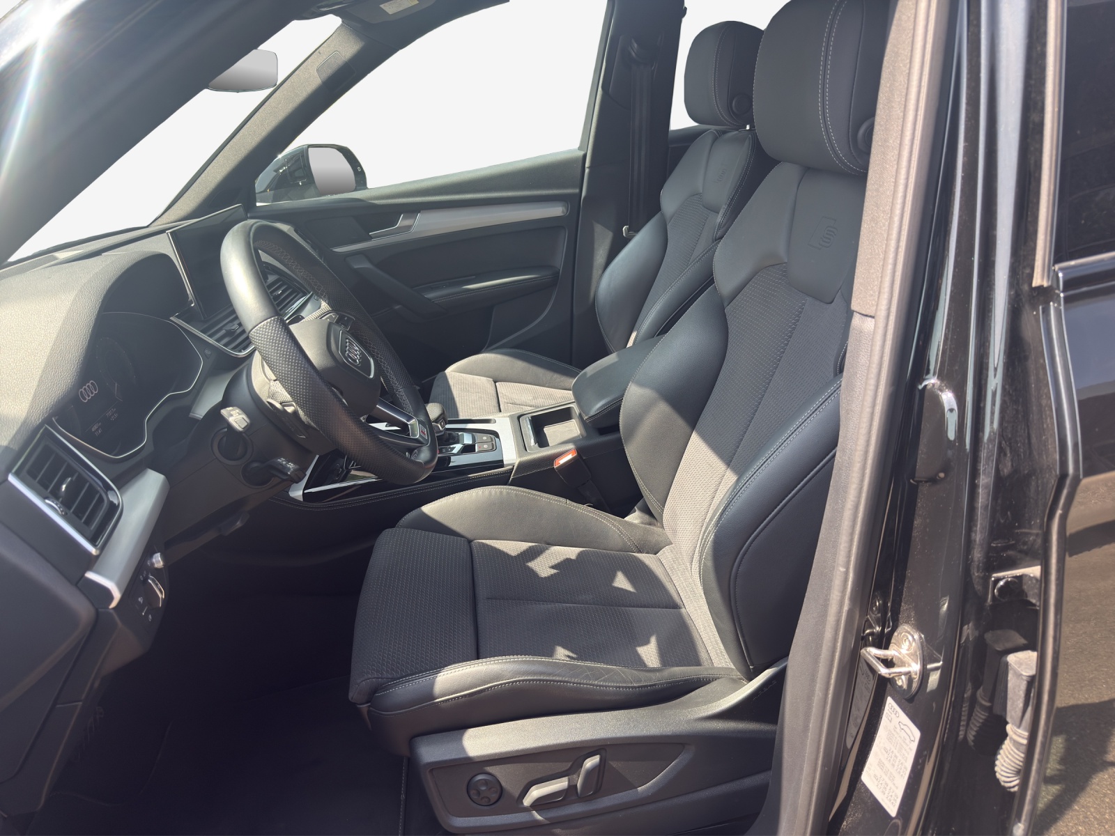 AUDI Q5 Sportback 50 TFSI e PHEV S line quattro S-tronic-image-7