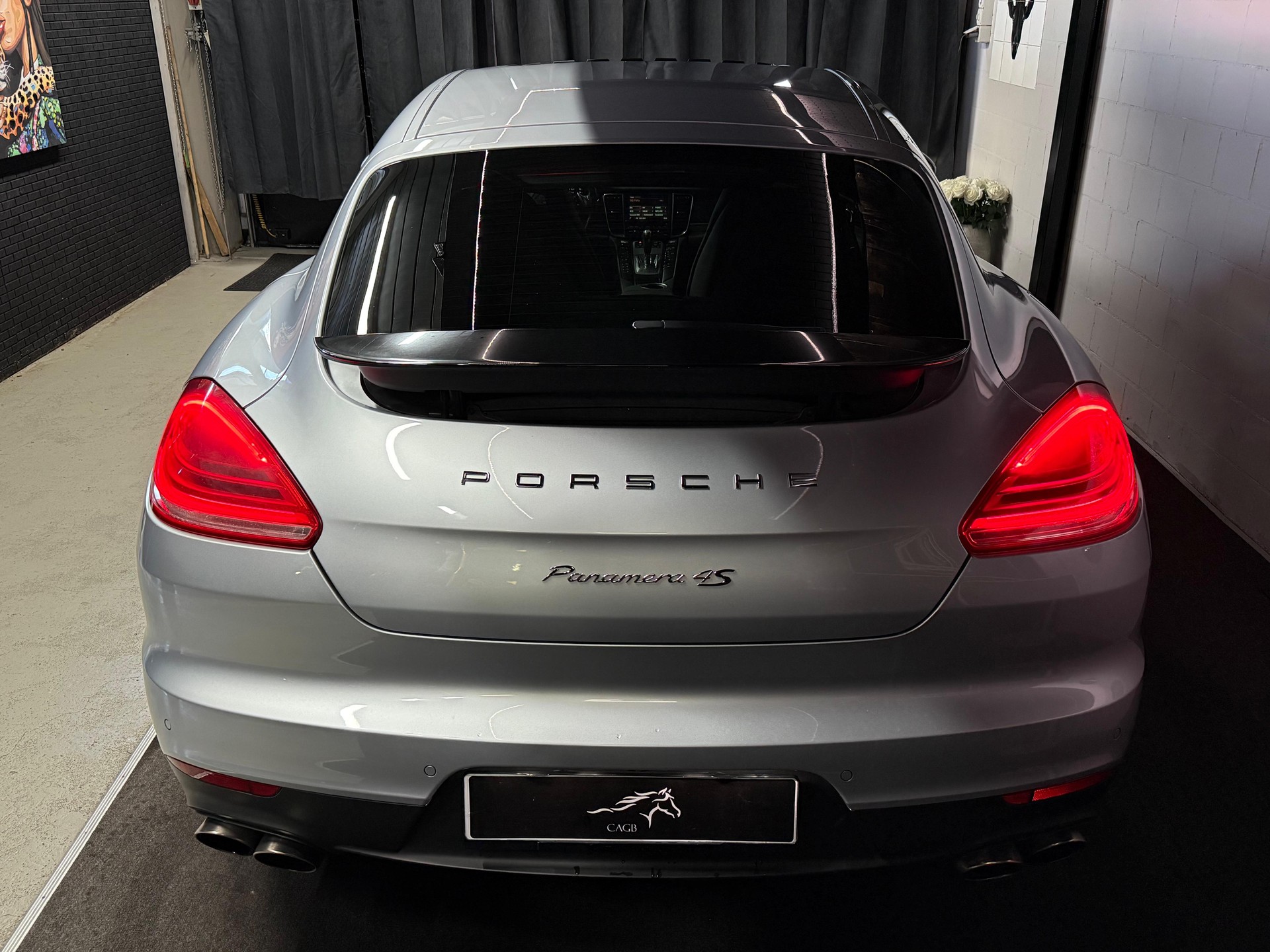 PORSCHE Panamera 4S 3.0 PDK /Exclusively Serviced by Porsche.-image-5