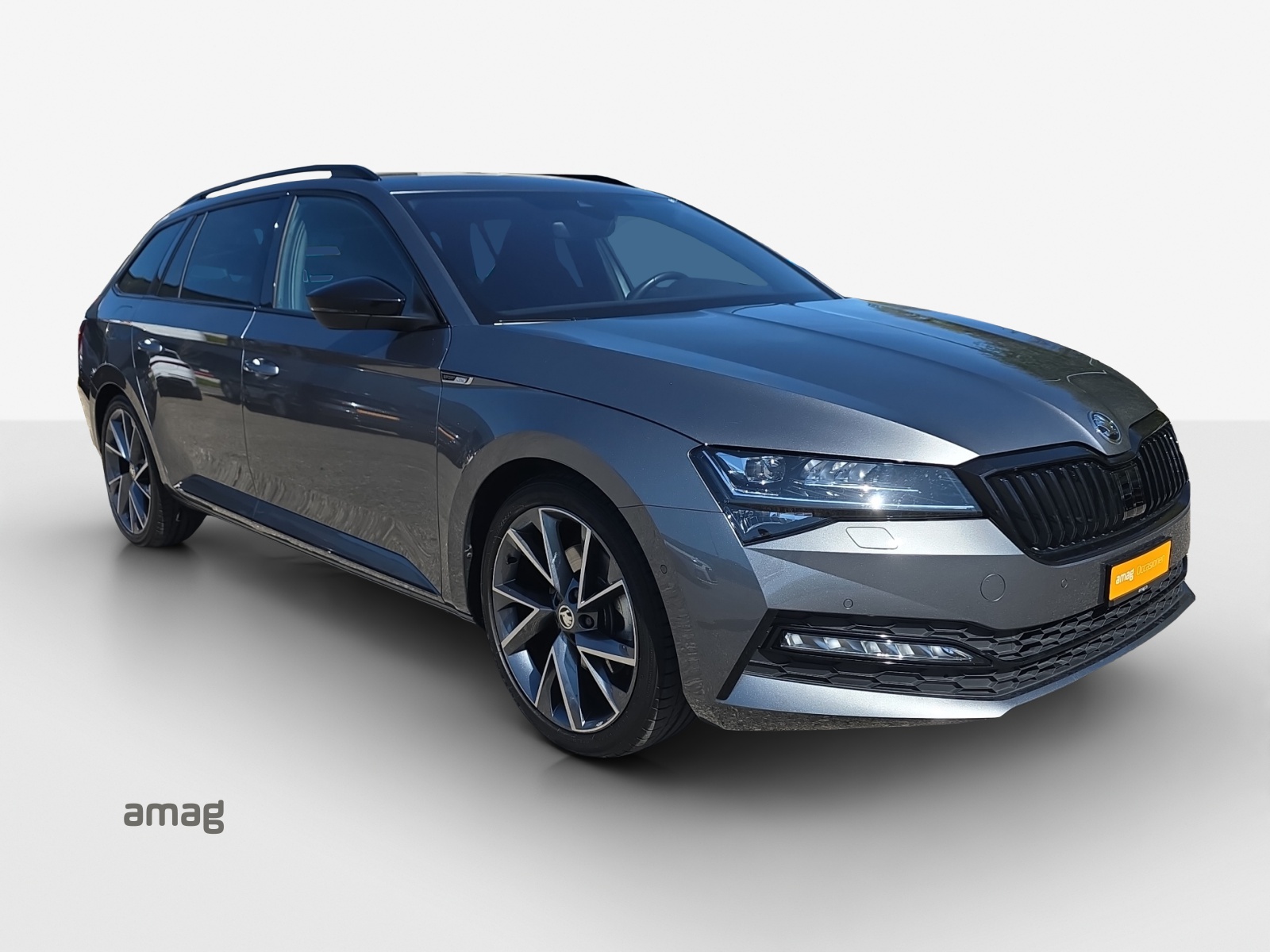 SKODA Superb Combi 2.0 TDi SportLine 4x4 DSG-image-5