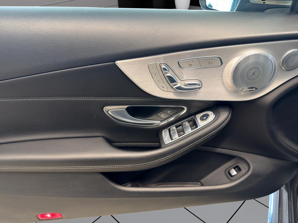 MERCEDES-BENZ C 200 AMG Line 4Matic-image-14