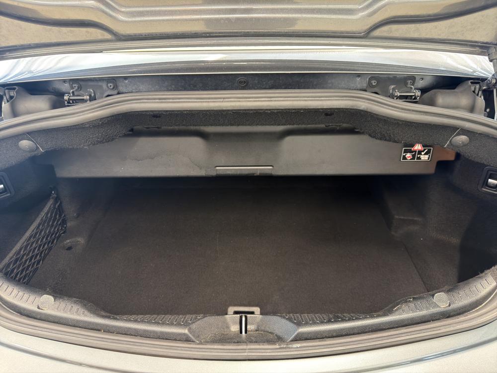 MERCEDES-BENZ C 200 AMG Line 4Matic-image-15