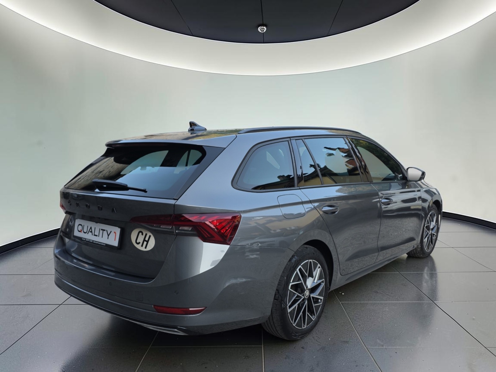 SKODA Octavia Combi 2.0 TDI DSG SportLine 4x4-image-4