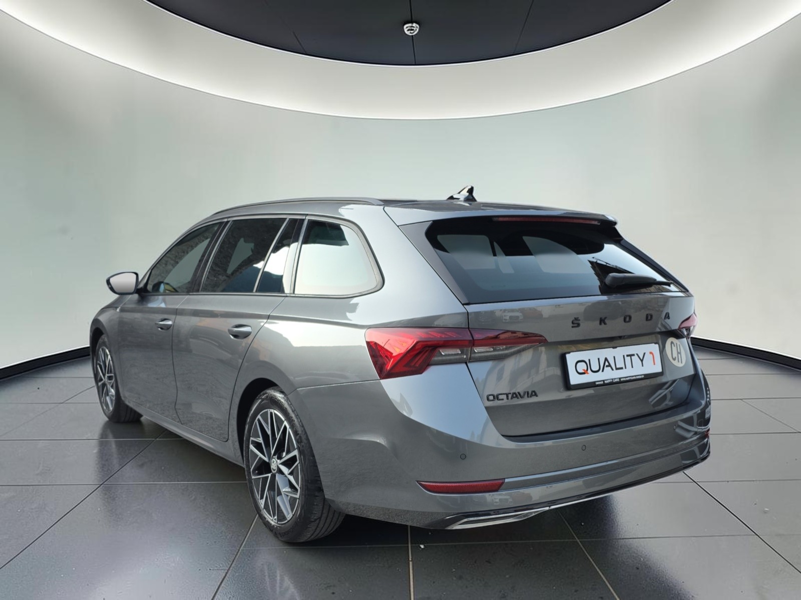 SKODA Octavia Combi 2.0 TDI DSG SportLine 4x4-image-6