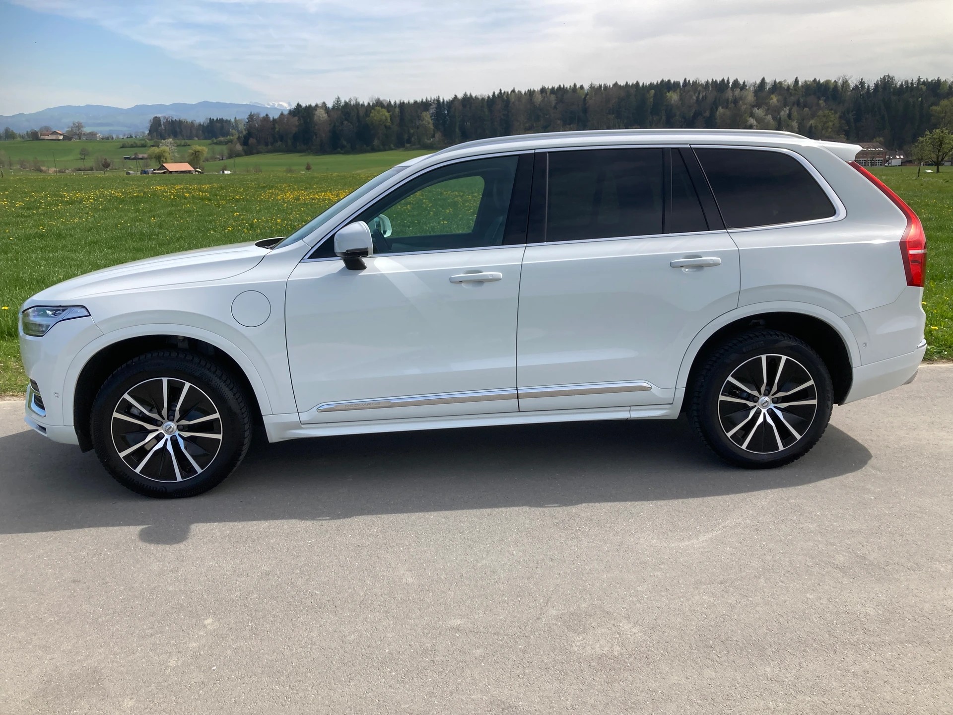 VOLVO XC90 T8 eAWD R-Design Expression Geartronic 7 Sitzer-image-4