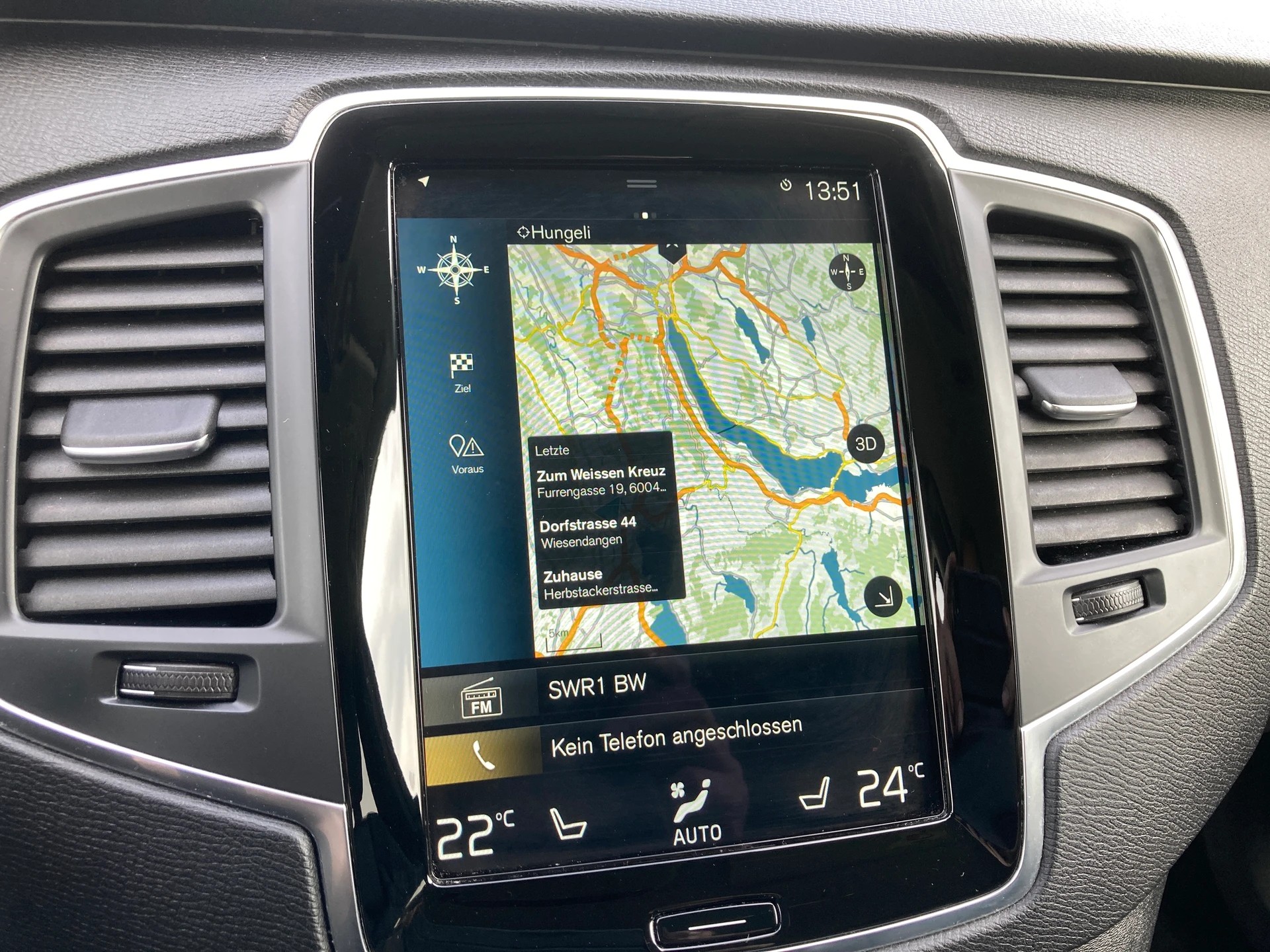 VOLVO XC90 T8 eAWD R-Design Expression Geartronic 7 Sitzer-image-10