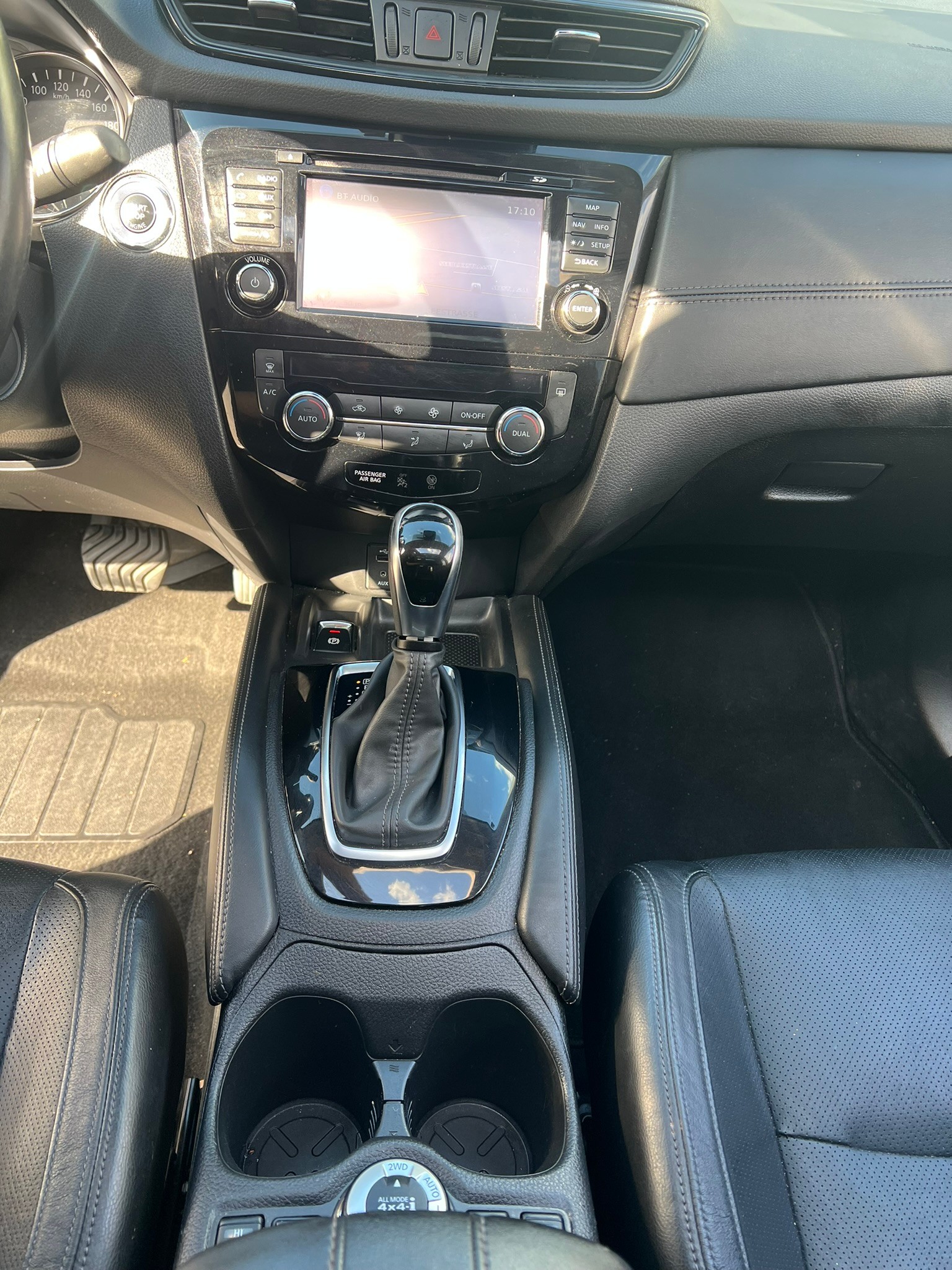NISSAN X-Trail 2.0 dCi tekna Xtronic CVT ALL-MODE 4x4-image-15