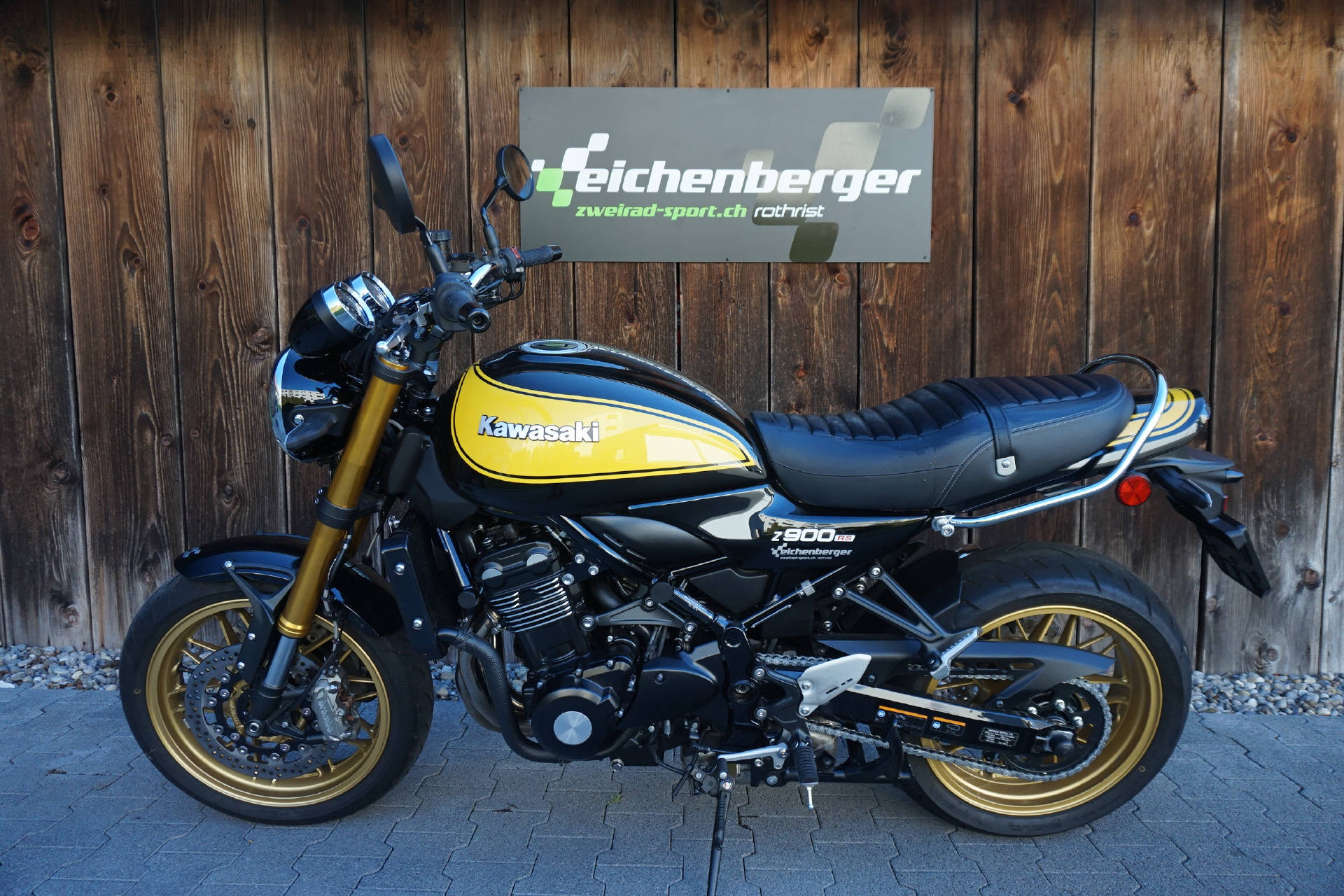 KAWASAKI Z 900 RS SE