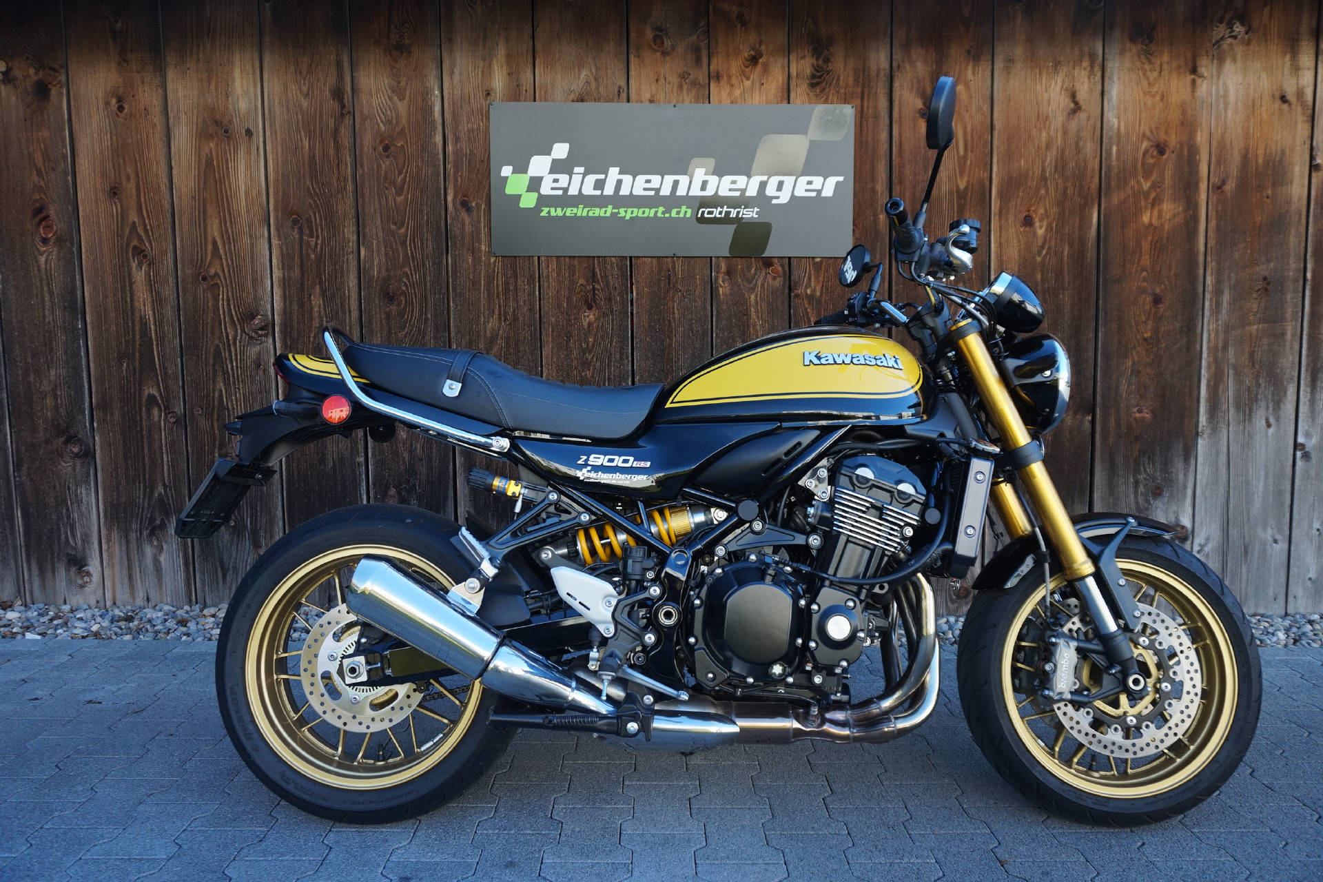 KAWASAKI Z 900 RS SE-showroom-element-2
