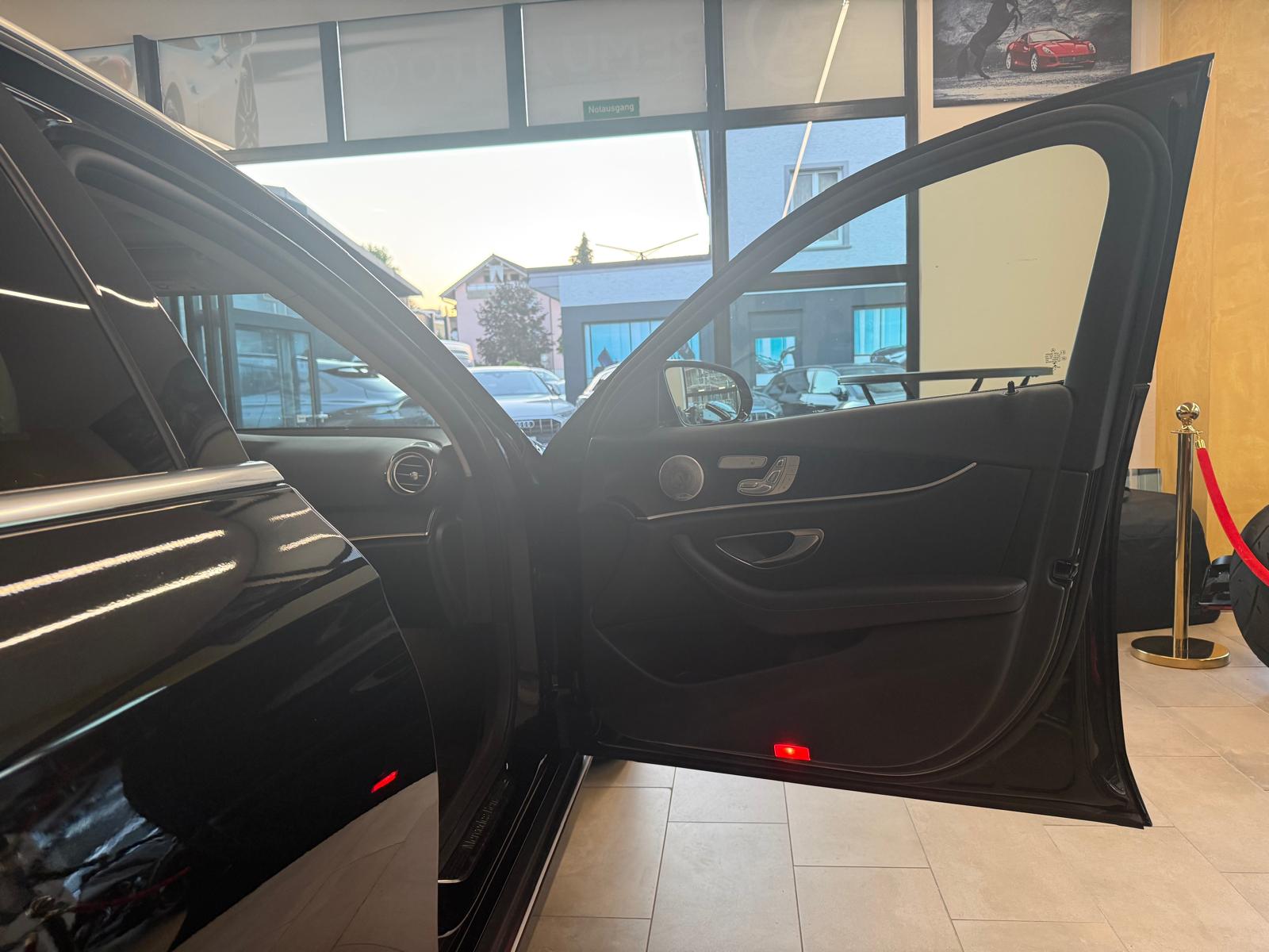 MERCEDES-BENZ E 220 d All-Terrain Avantgarde 4Matic 9G-Tronic-image-15