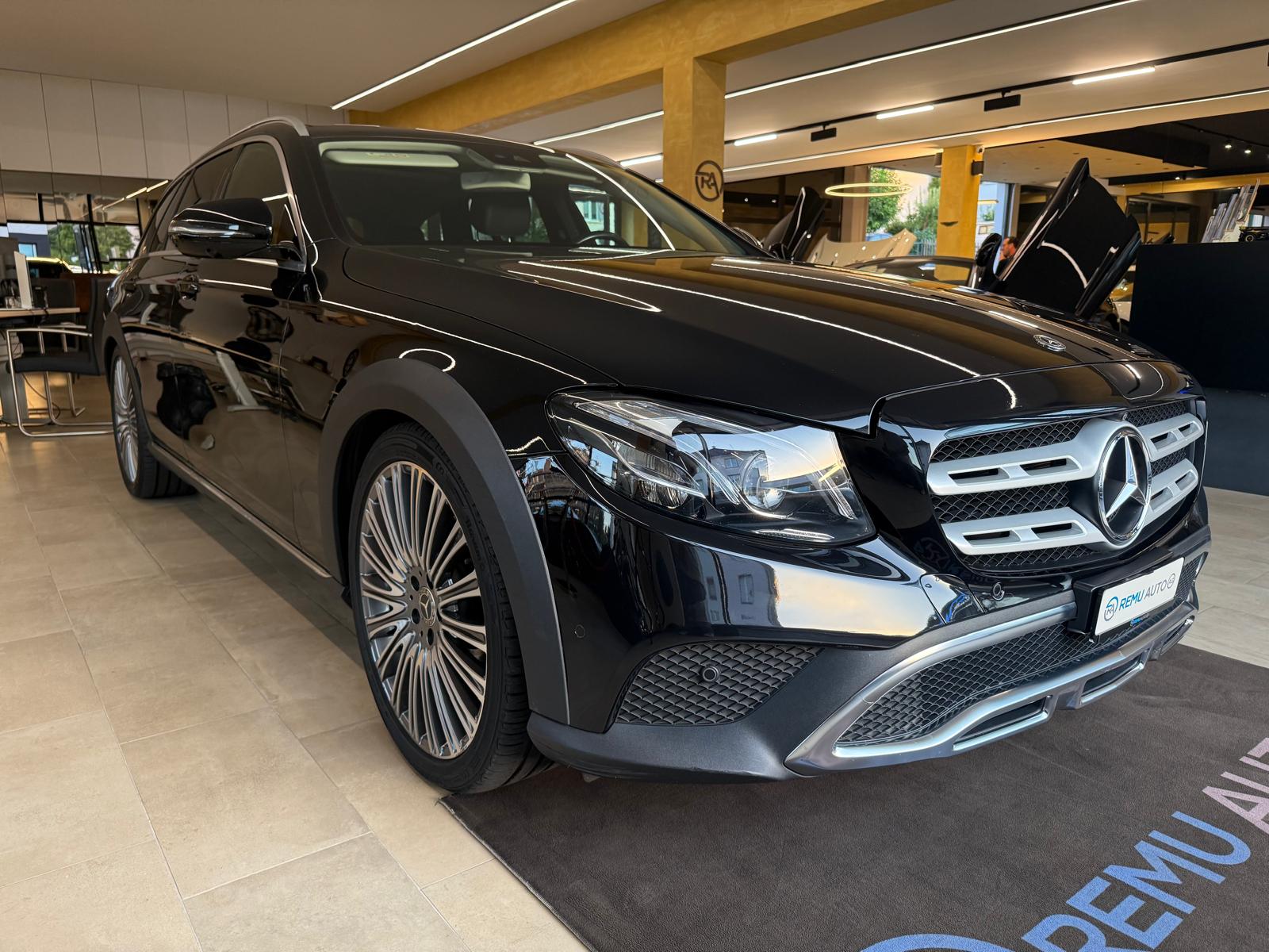 MERCEDES-BENZ E 220 d All-Terrain Avantgarde 4Matic 9G-Tronic-image-0