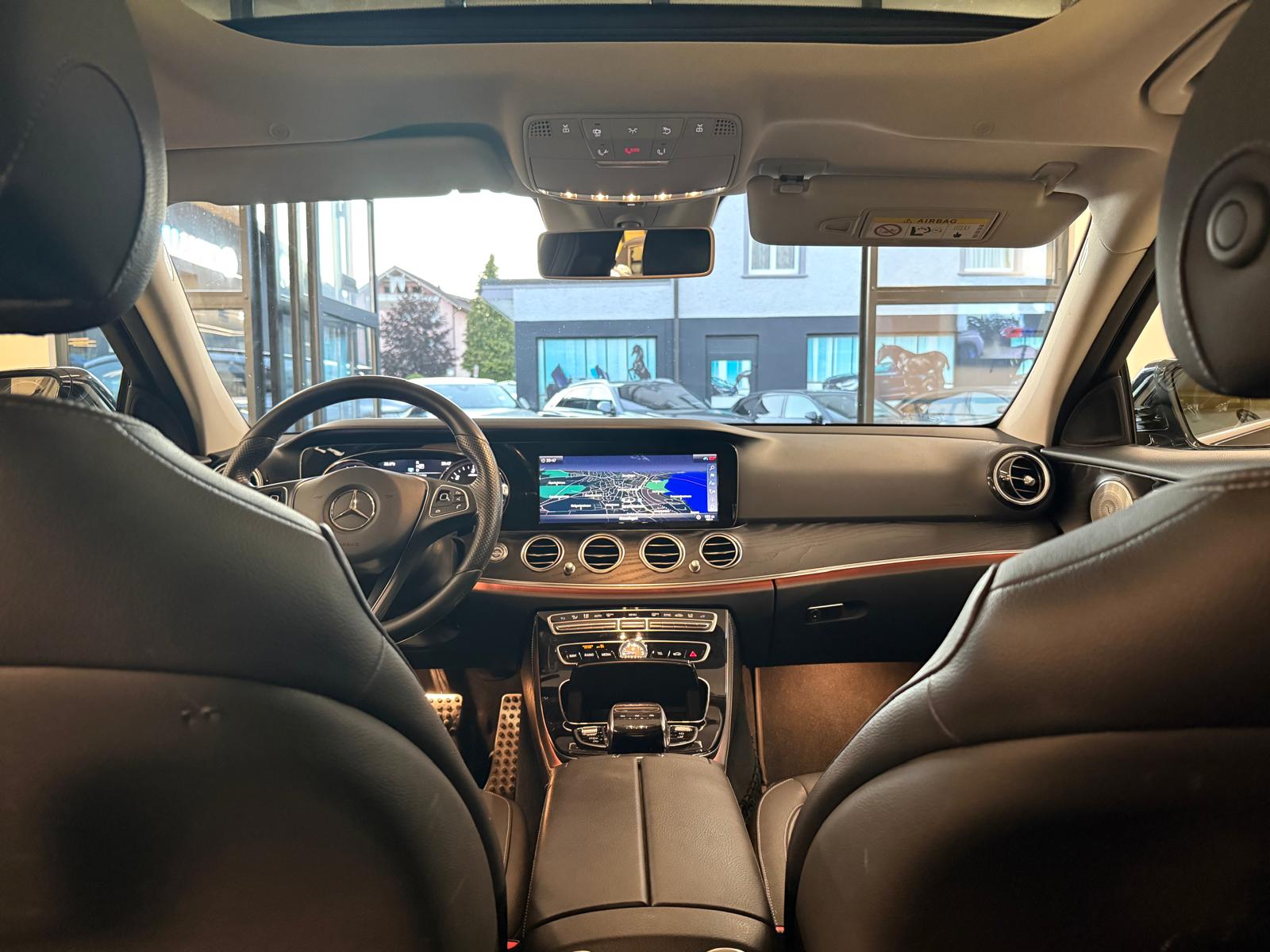 MERCEDES-BENZ E 220 d All-Terrain Avantgarde 4Matic 9G-Tronic-image-19