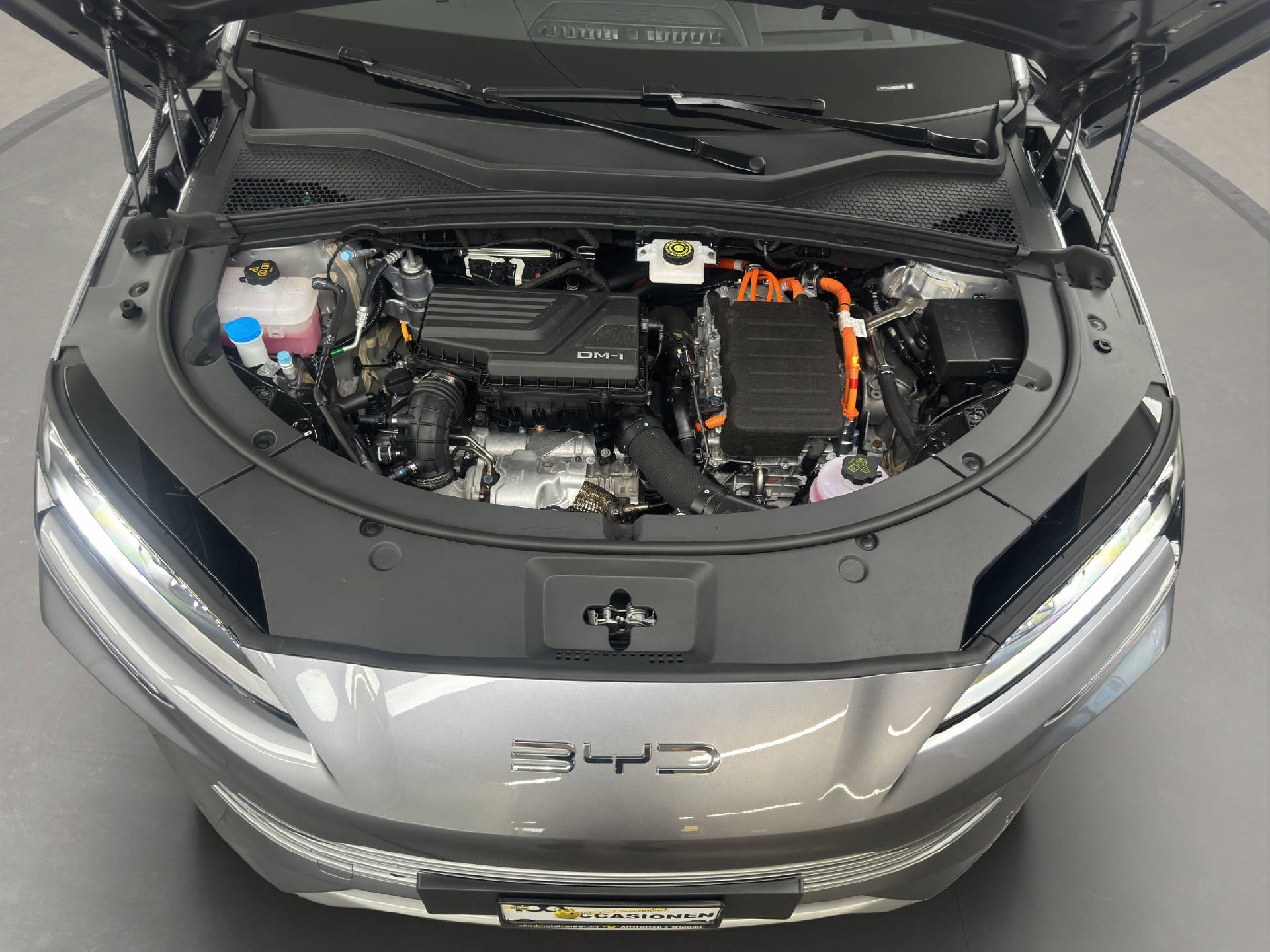 BYD Seal U DM-i Design AWD 324 PS-image-13