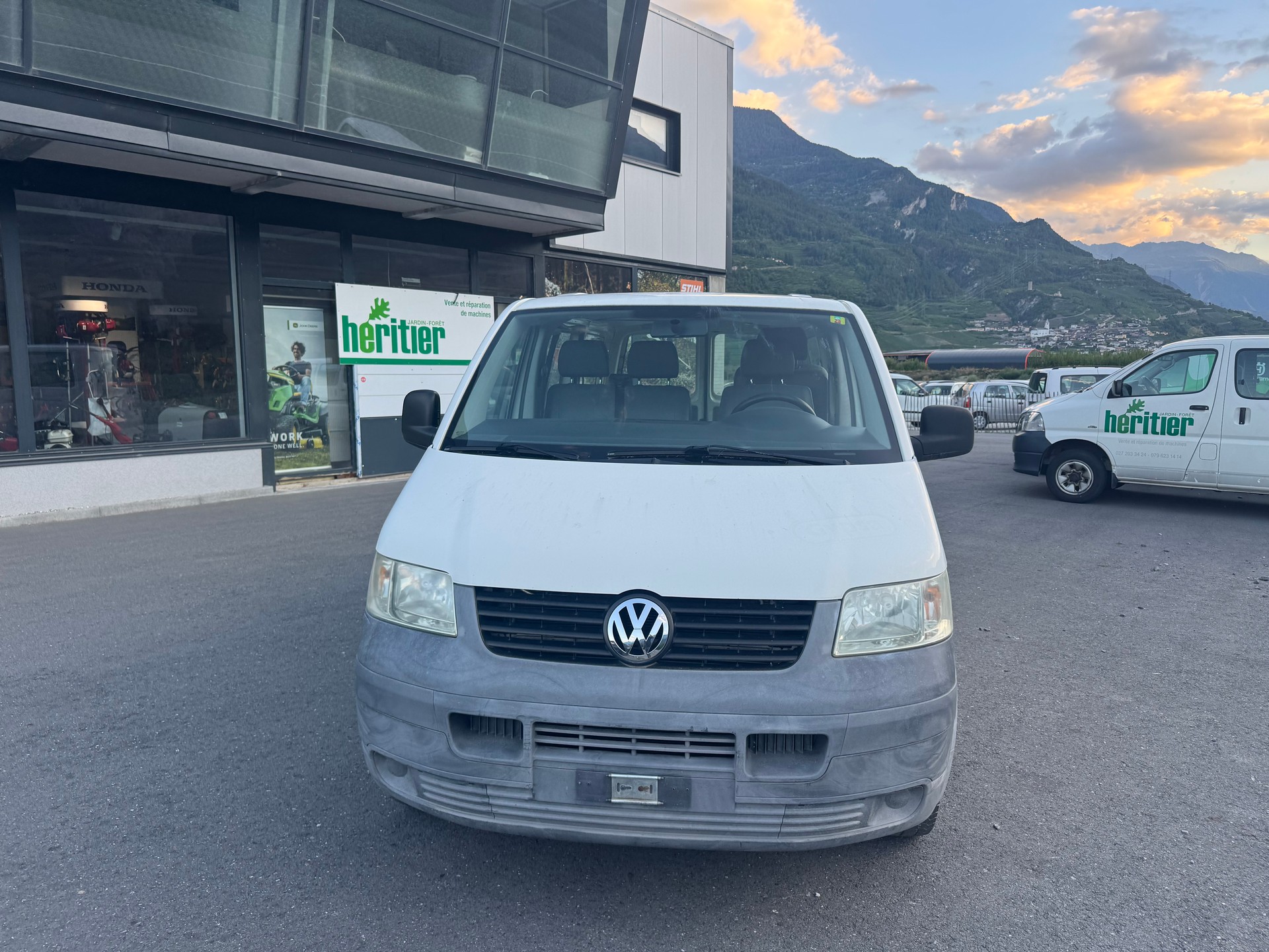 VW T5 Multivan Lang 2.5TDI 4M-image-0