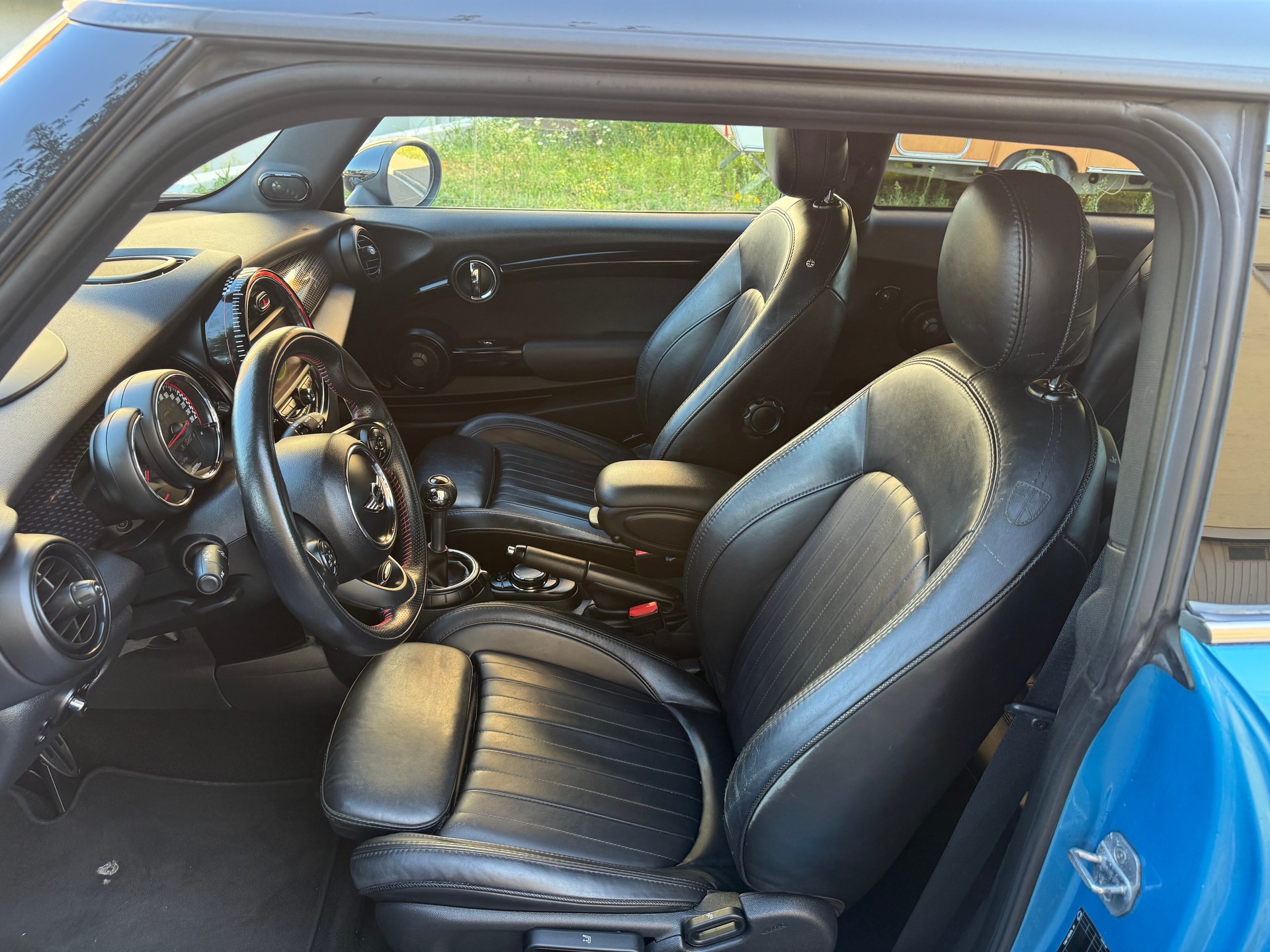 MINI Cooper John Cooper Works-image-6
