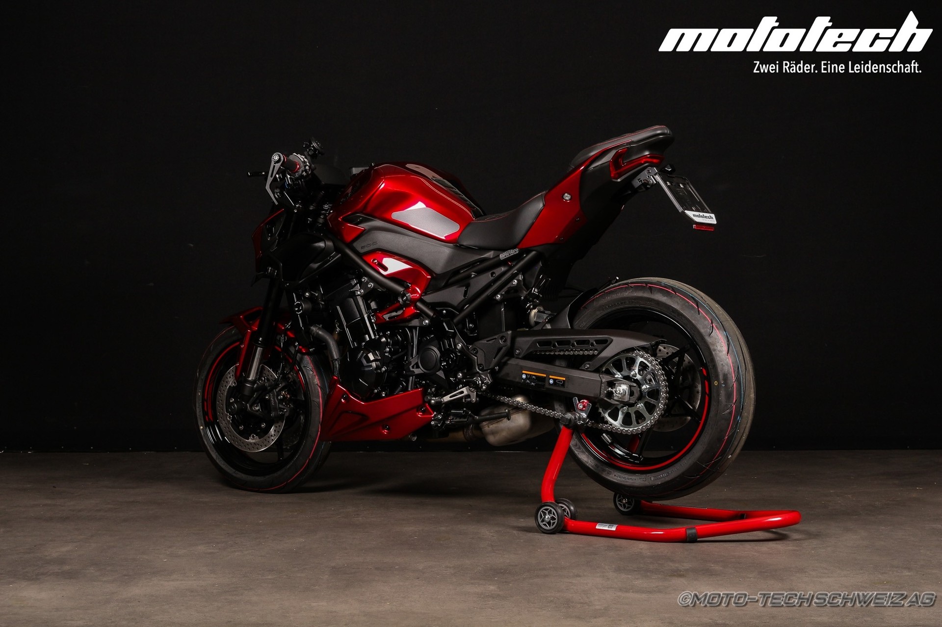 KAWASAKI Z 900 (35kW)-showroom-element-2