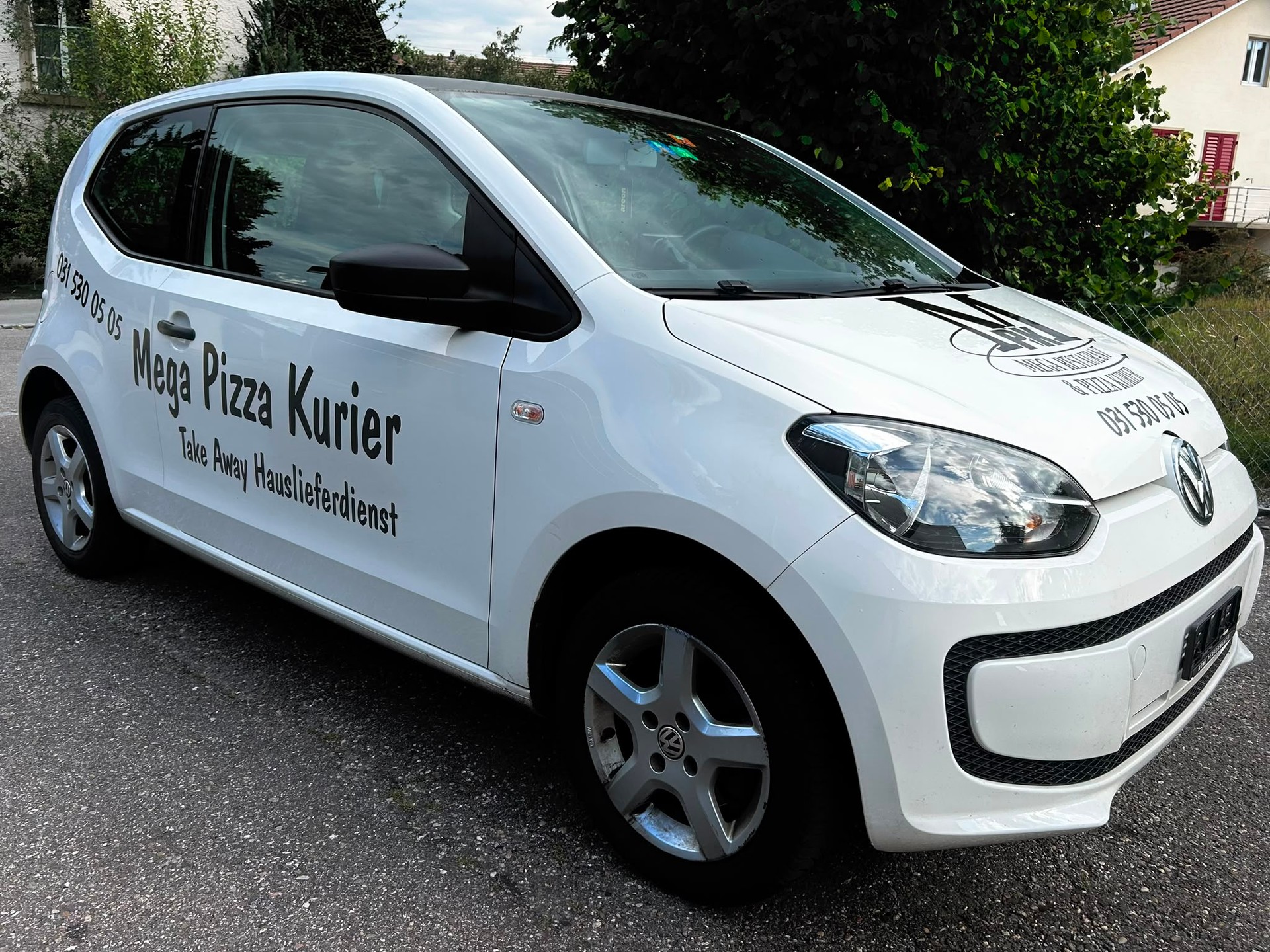 VW Up-image-1