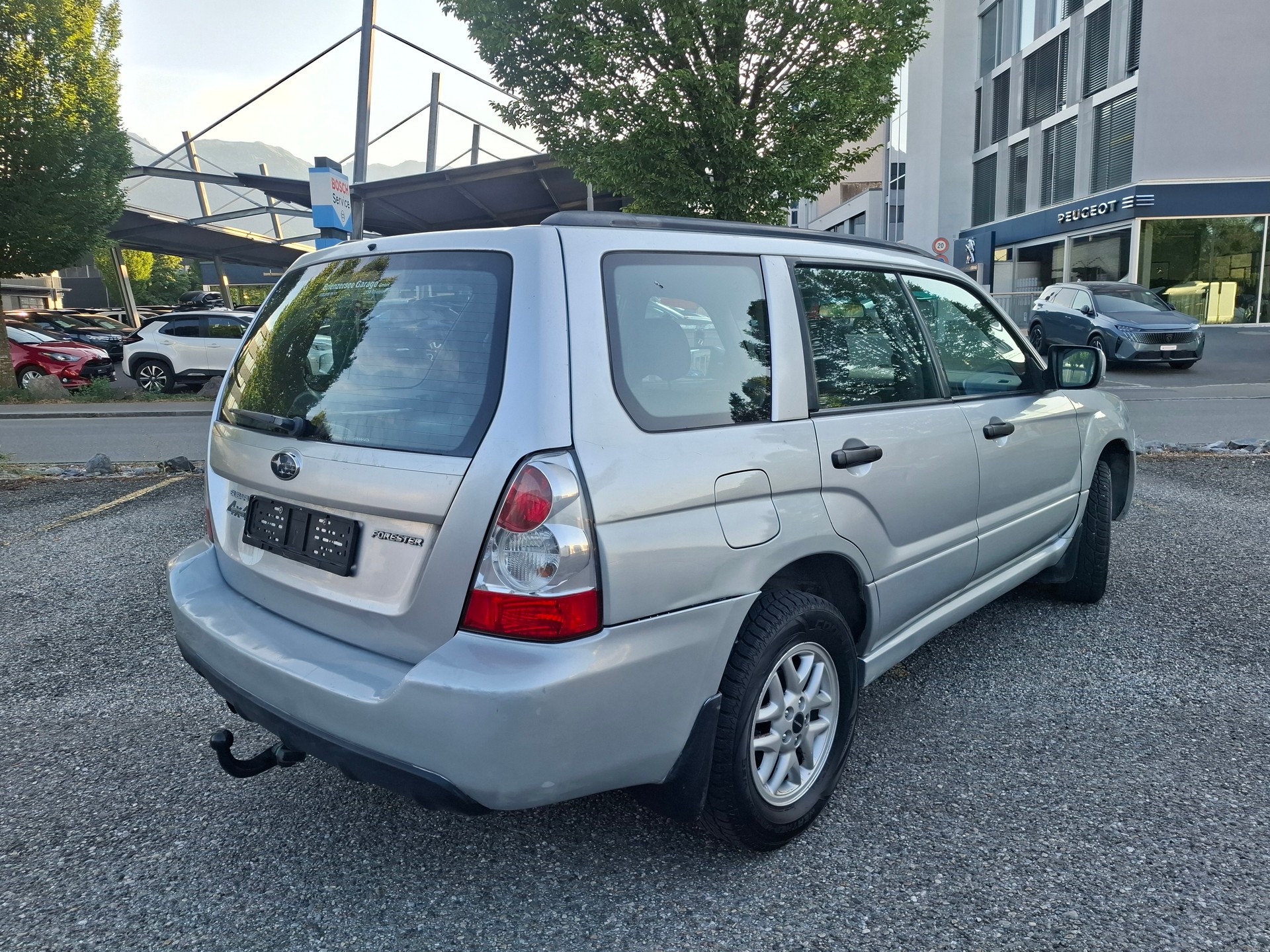 SUBARU Forester 2.0X Advantage-image-1