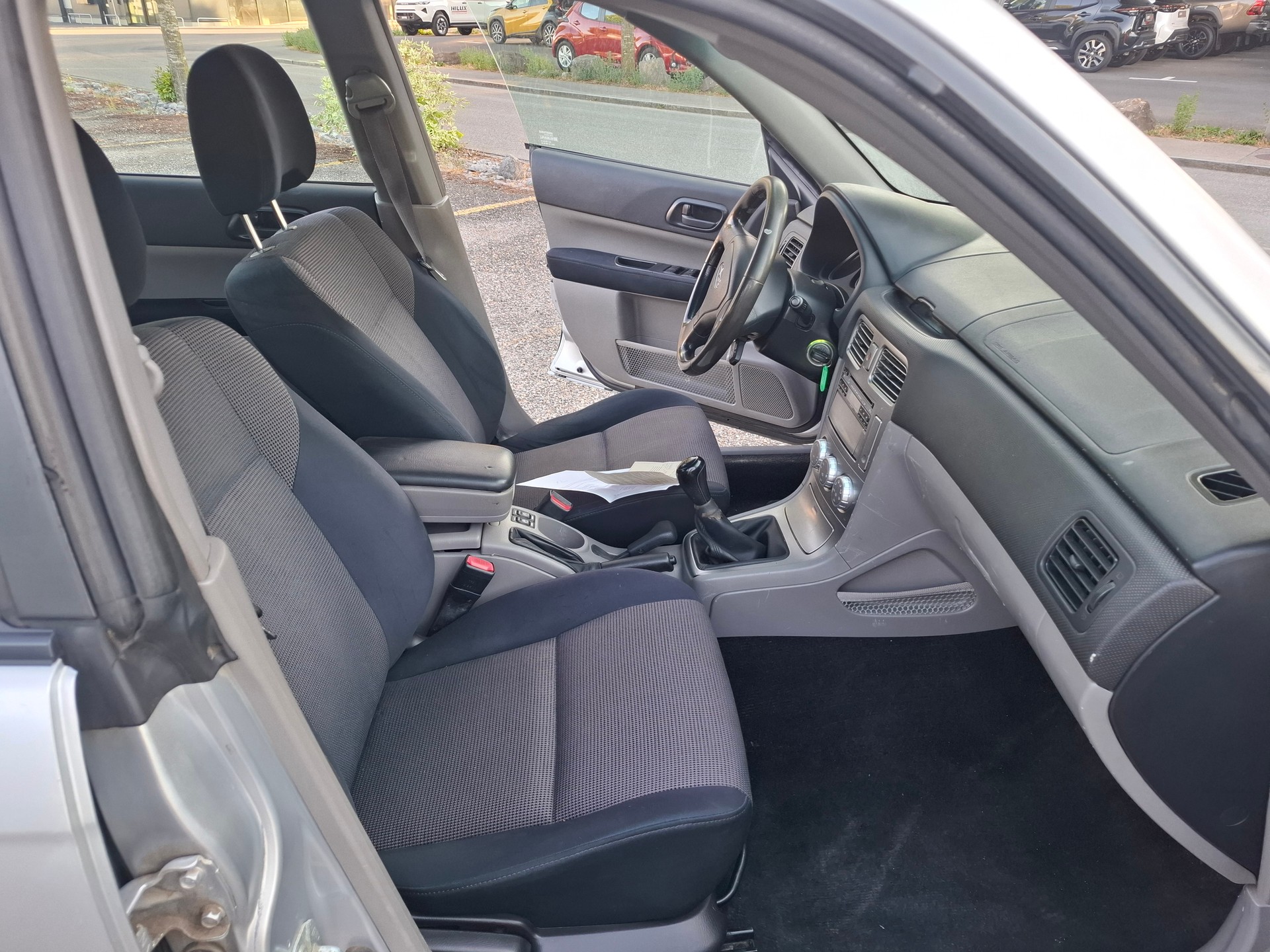 SUBARU Forester 2.0X Advantage-image-4