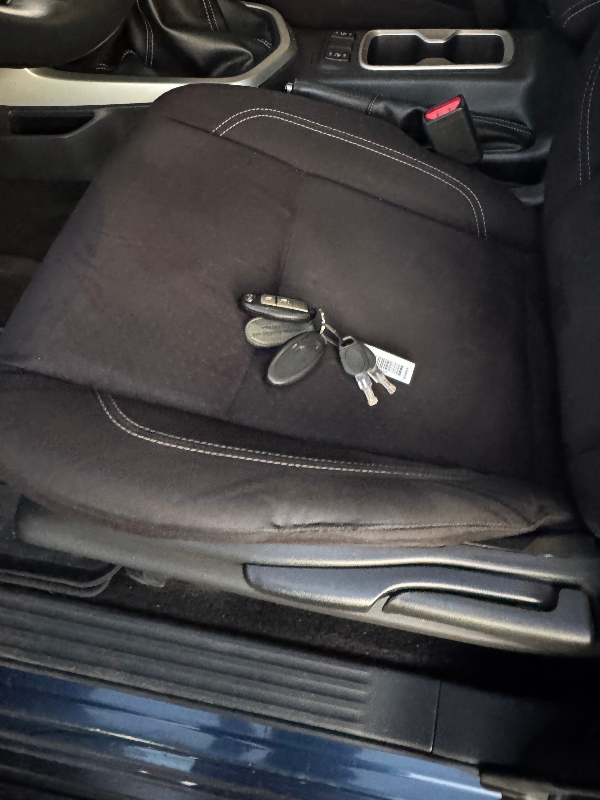 NISSAN Navara King Cab N-Connecta 2.3 dCi 4WD-image-10