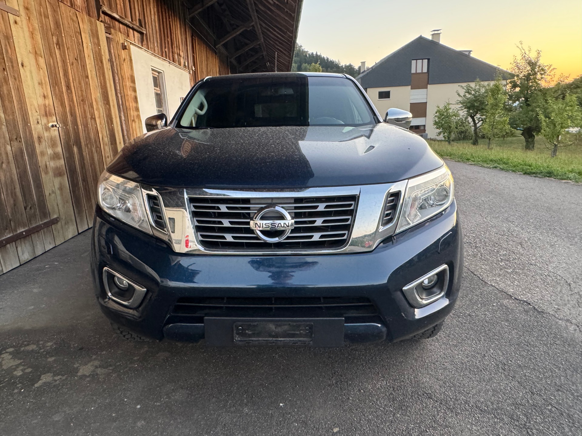 NISSAN Navara King Cab N-Connecta 2.3 dCi 4WD-showroom-element-1