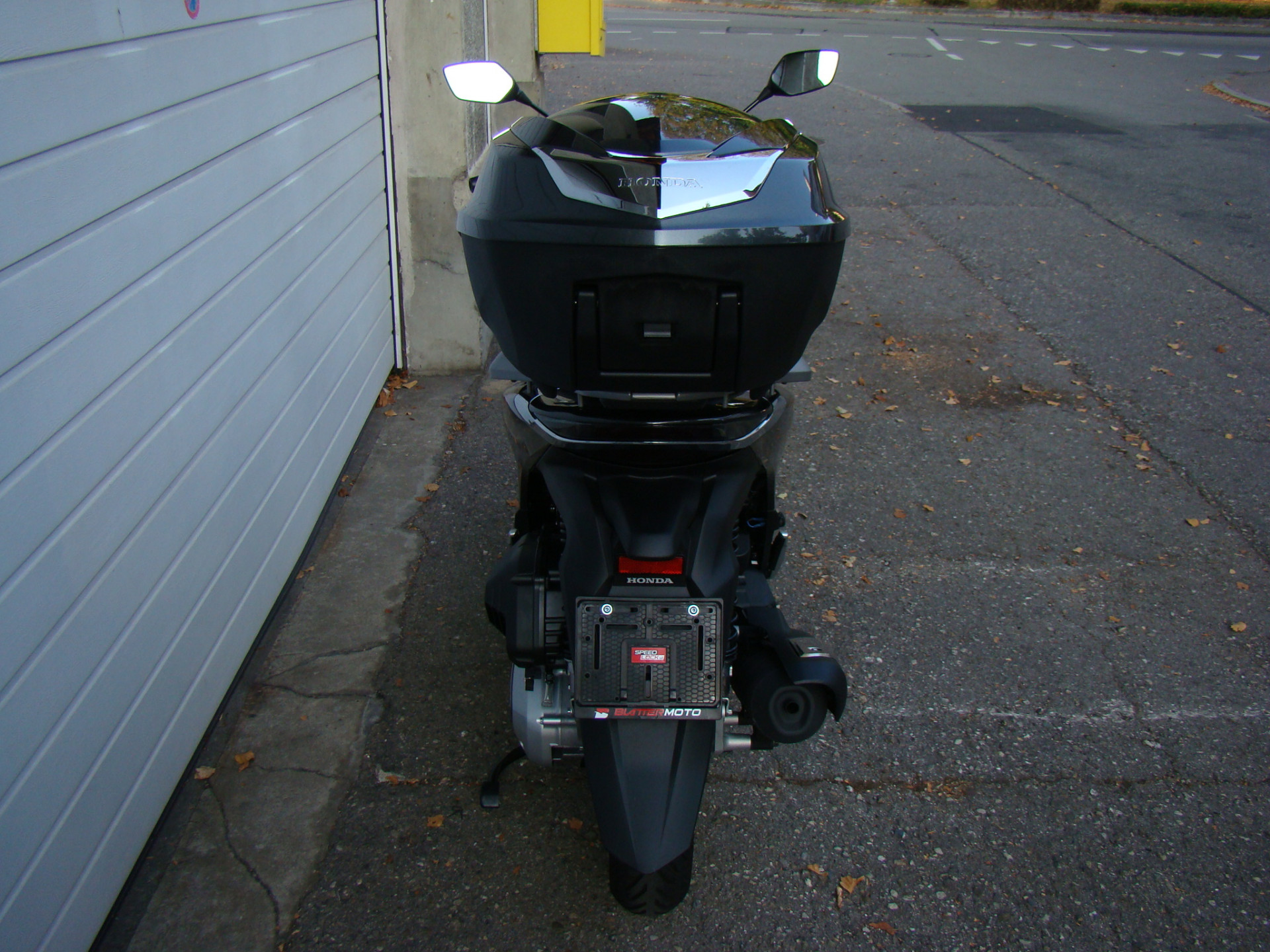 HONDA SH 125-showroom-element-3