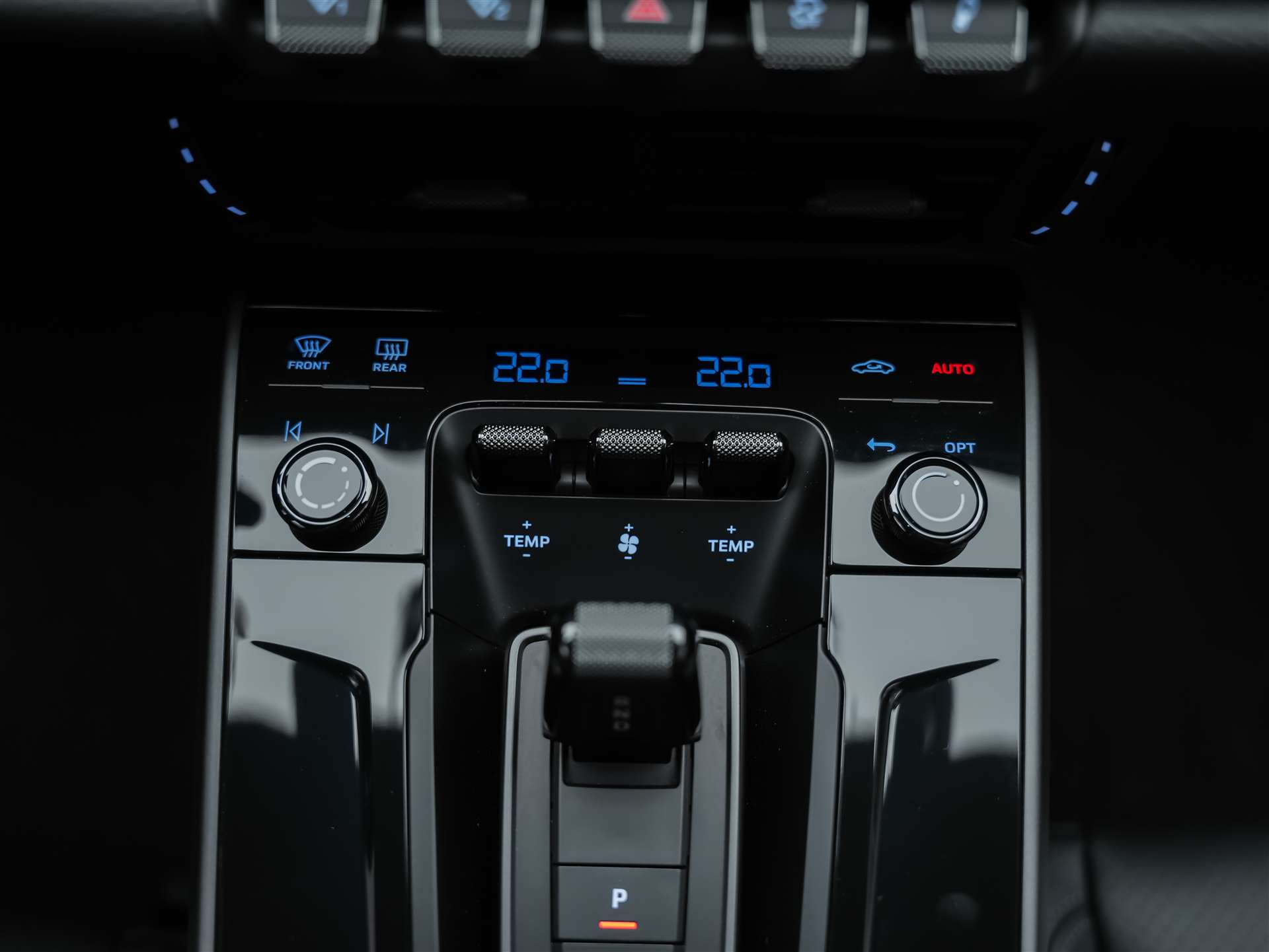 PORSCHE 911 Coupé 3.0 Carrera PDK *Bose Surround*Matrix LED*Lenkradheizung*-image-23