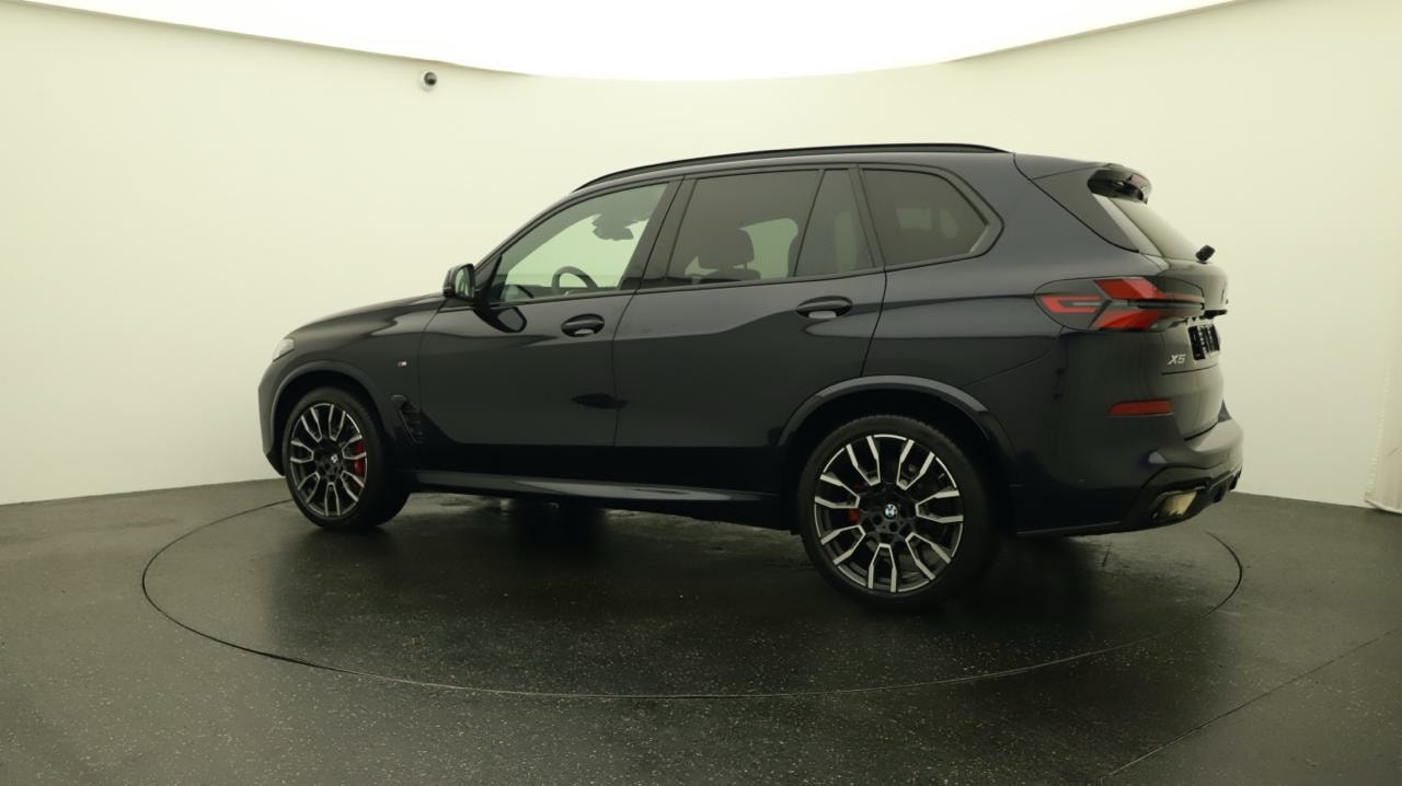 BMW X5 xDrive 48V 40d M Sport Steptronic-image-2