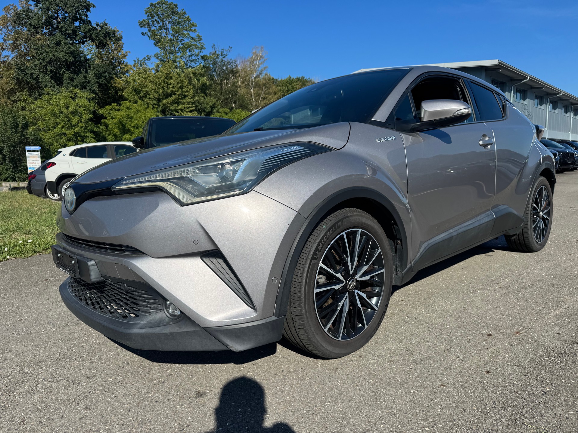 TOYOTA C-HR 1.8 HSD Comfort CVT-image-0