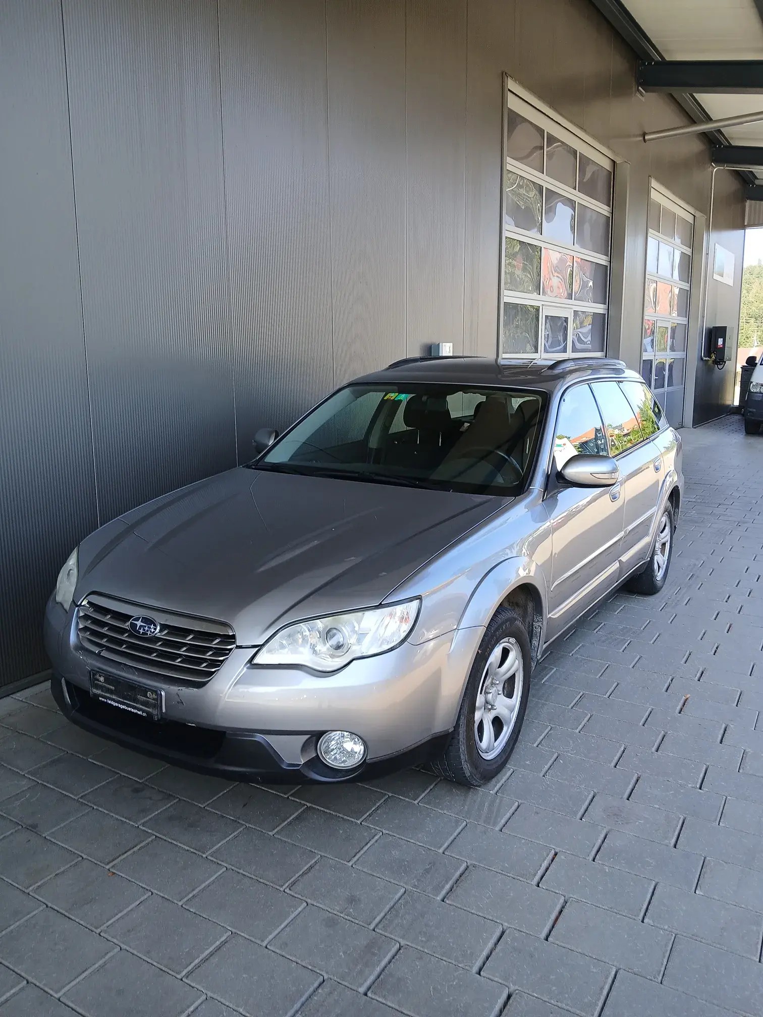 SUBARU Outback 2.5i AWD Swiss-image-0