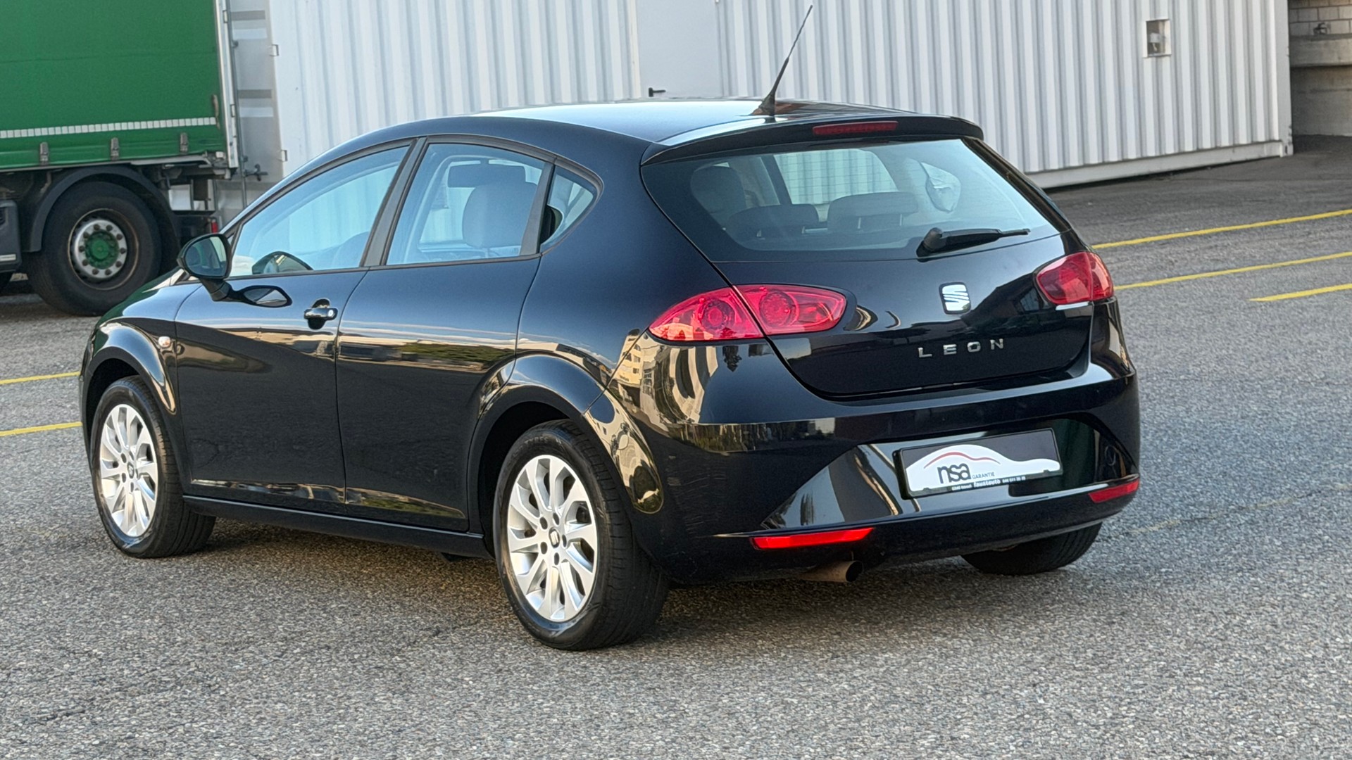 SEAT Leon 1.6 TDI Style-image-5