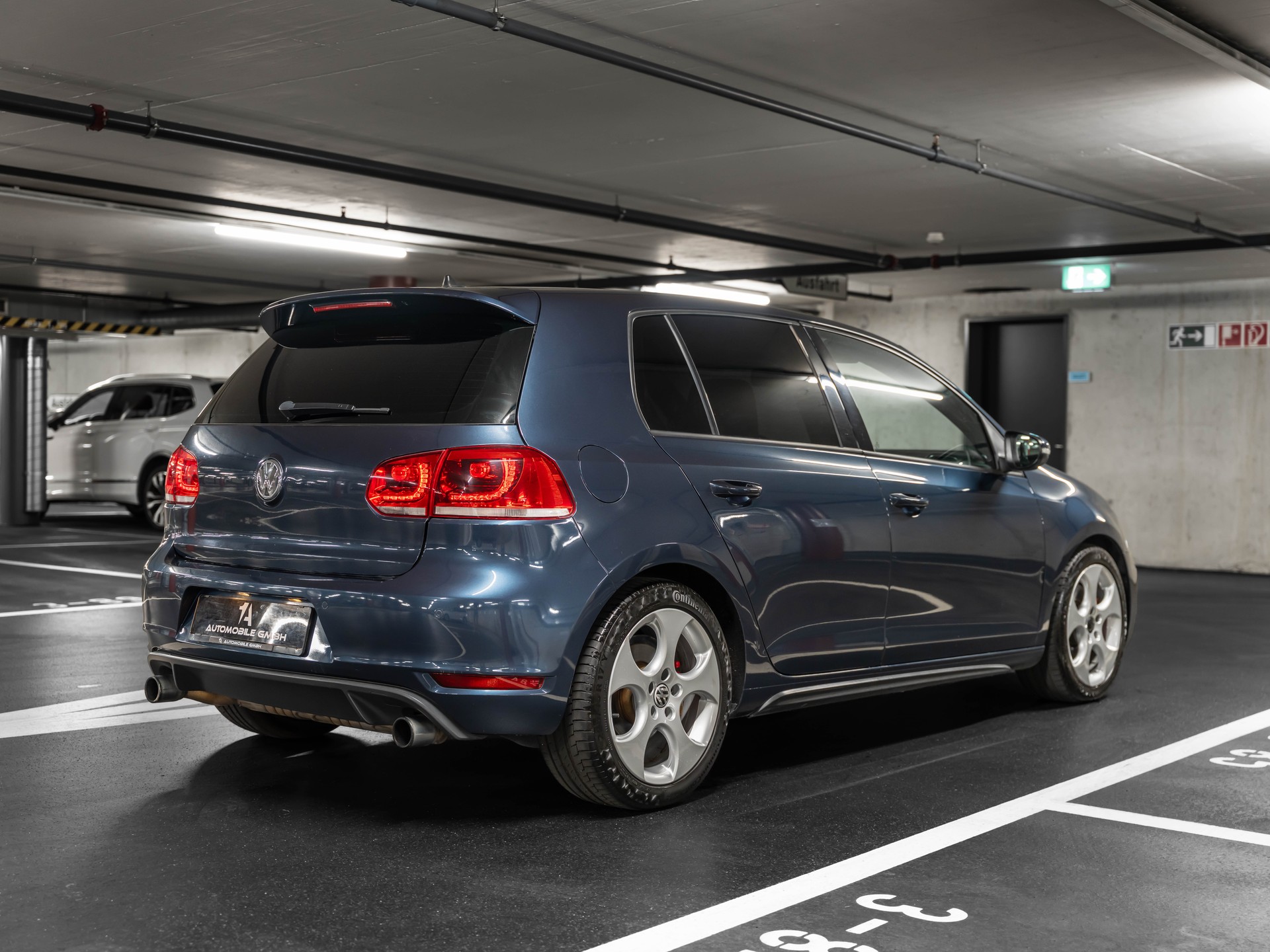 VW Golf 2.0 TSI GTI DSG-image-9