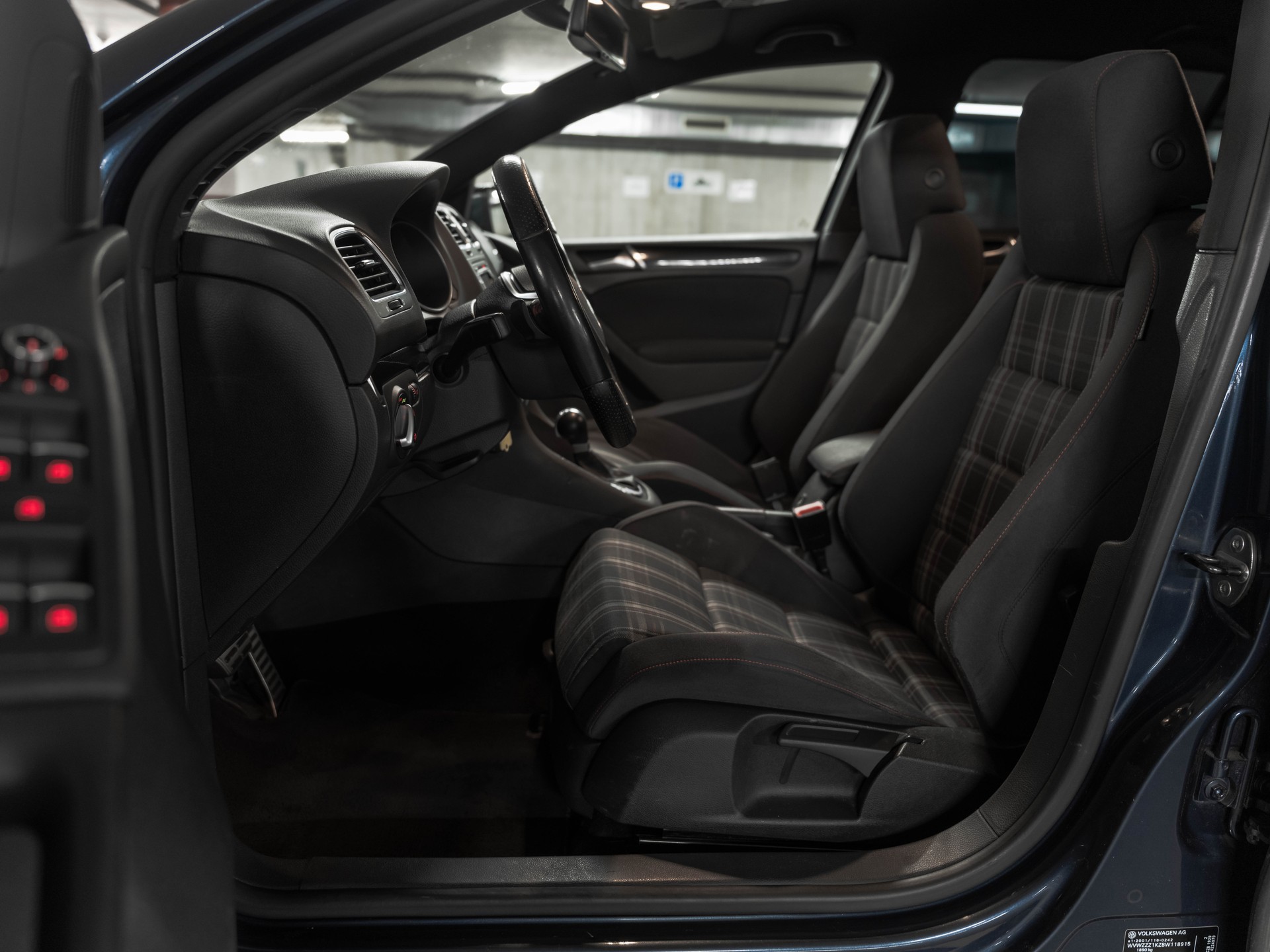 VW Golf 2.0 TSI GTI DSG-image-22