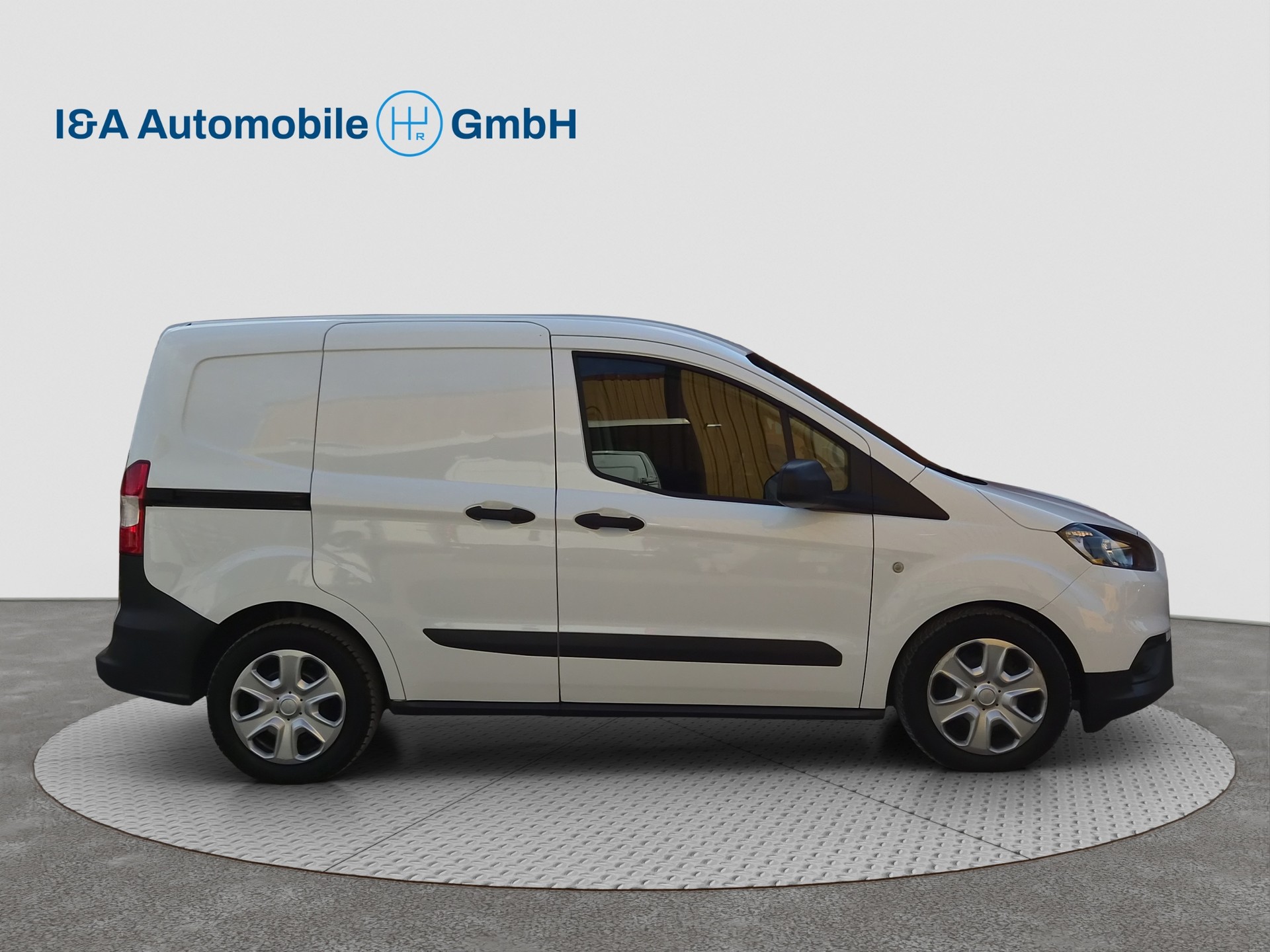 FORD Transit Courier Van 1.0 EcoBoost Trend-image-3