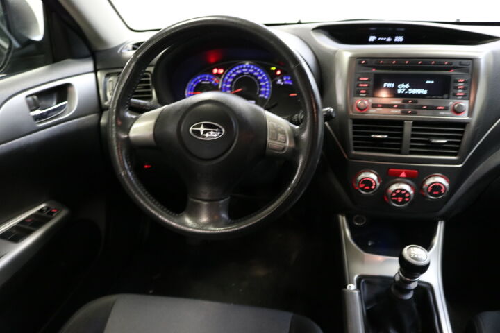 SUBARU Impreza 2.0D Comfort S-image-11