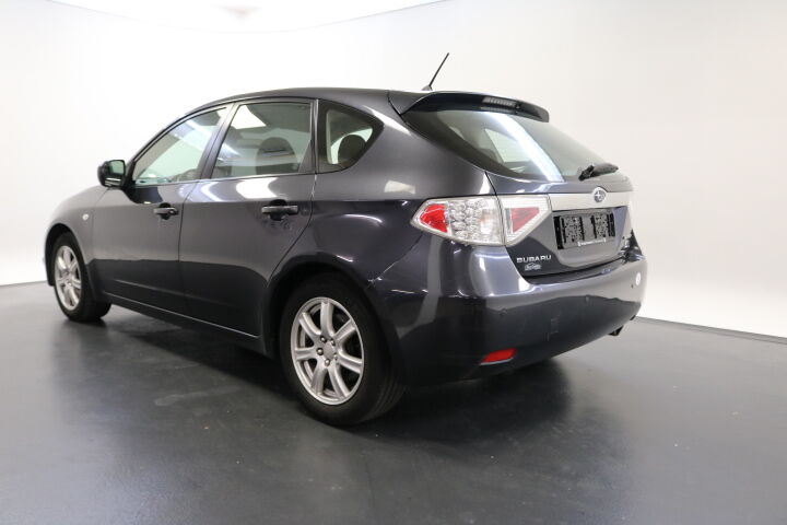 SUBARU Impreza 2.0D Comfort S-image-4