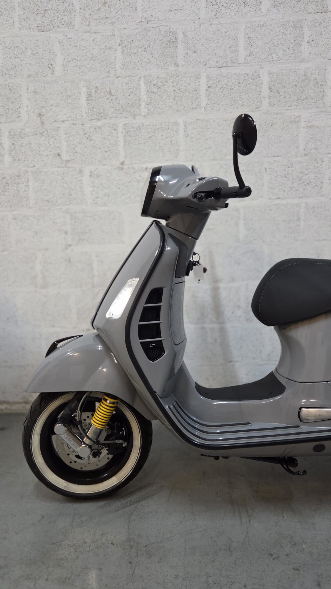PIAGGIO Vespa GTS 300 HPE Super Tech ABS/ASR-showroom-element-2