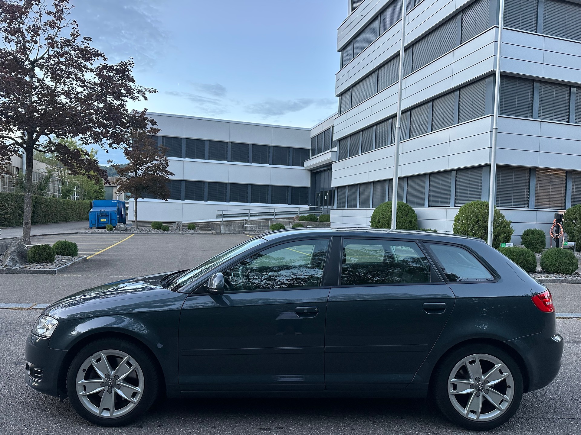 AUDI A3 Sportback 1.8 TFSI Snow quattro-image-7