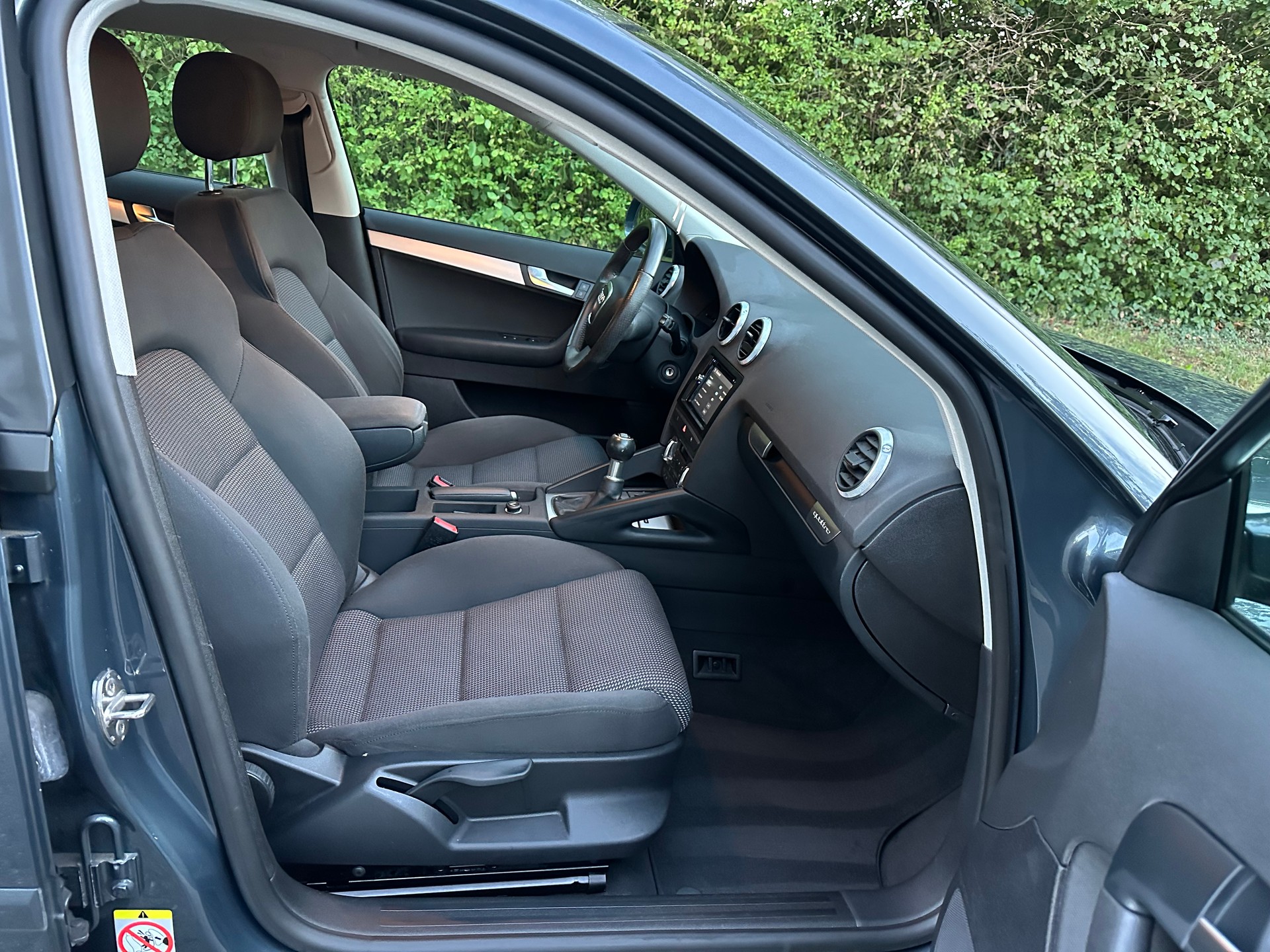 AUDI A3 Sportback 1.8 TFSI Snow quattro-image-9